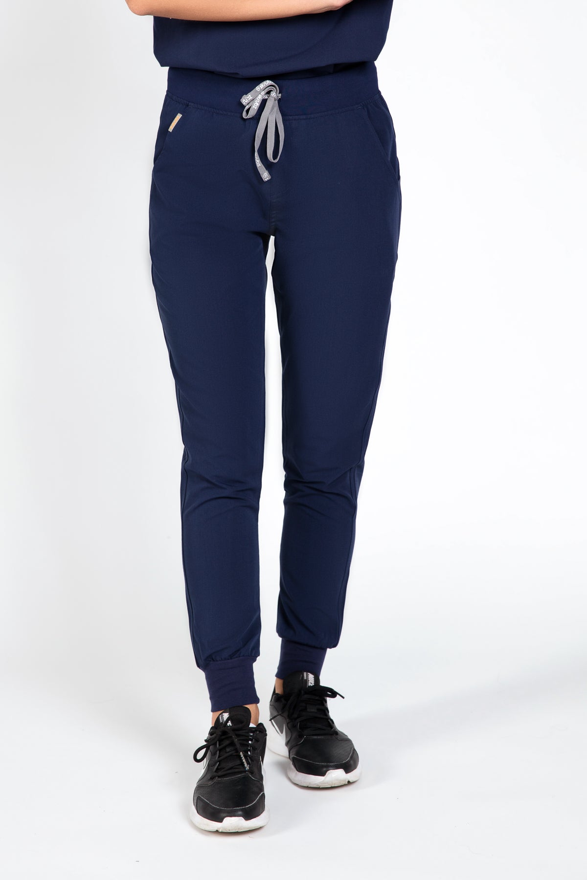 Yugen Womens Jogger Scrub pants