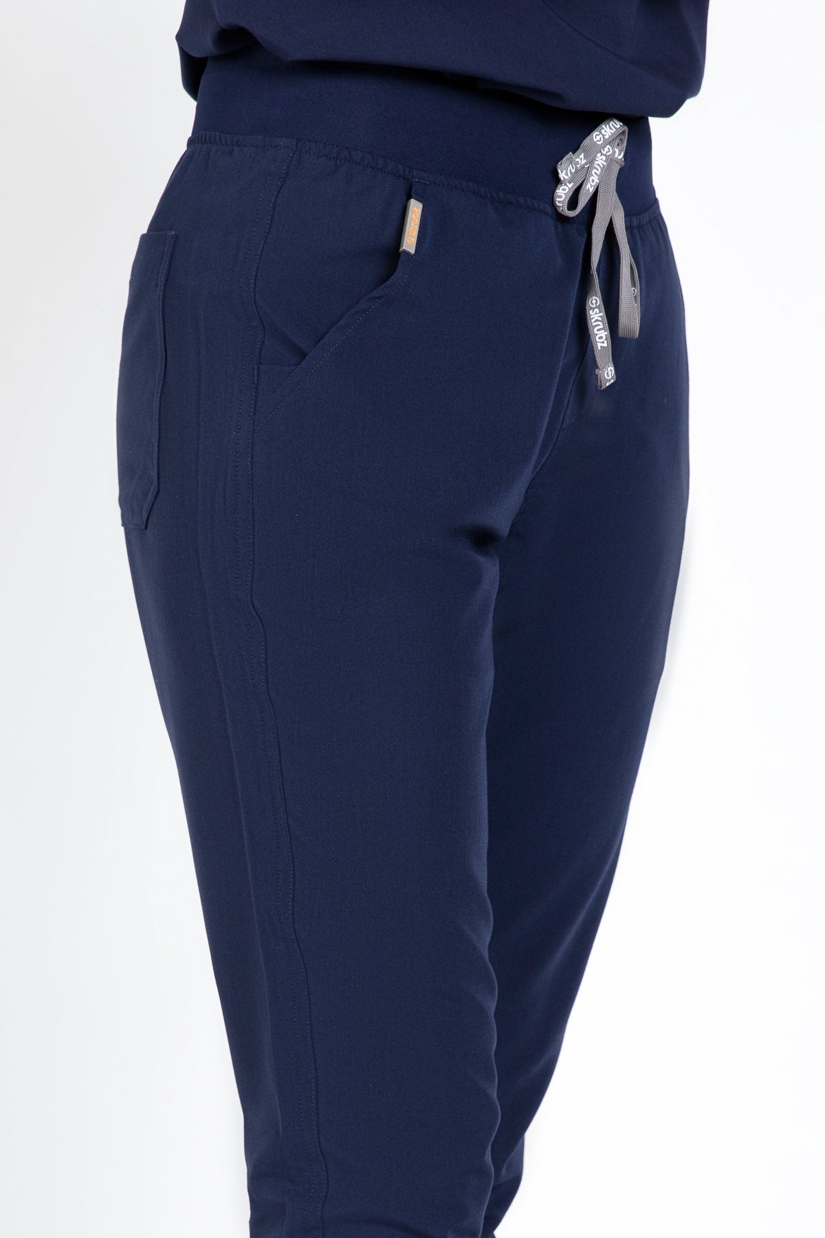 Yugen Womens Jogger Scrub pants