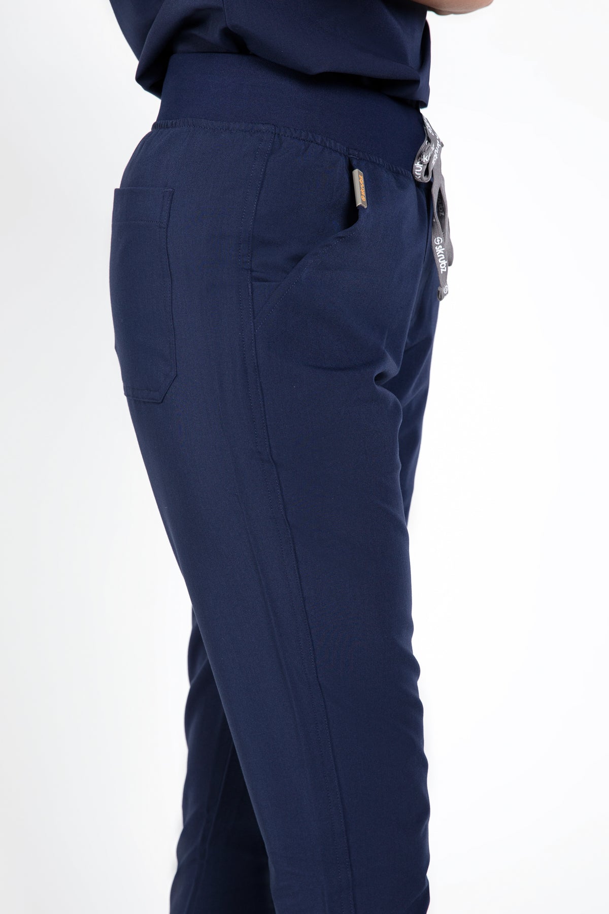 Yugen Womens Jogger Scrub pants