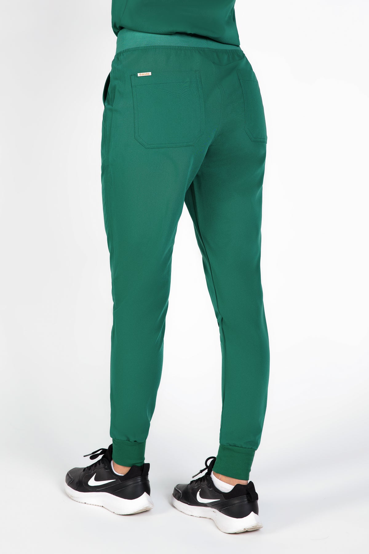 Yugen Womens Jogger Scrub pants