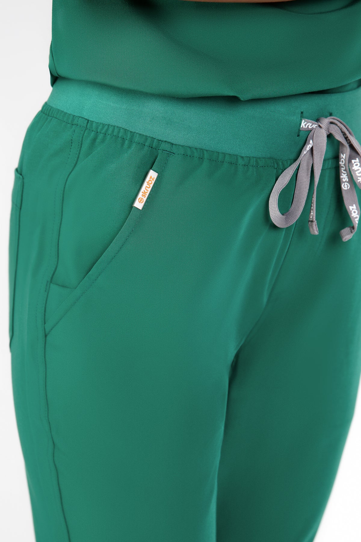 Yugen Womens Jogger Scrub pants