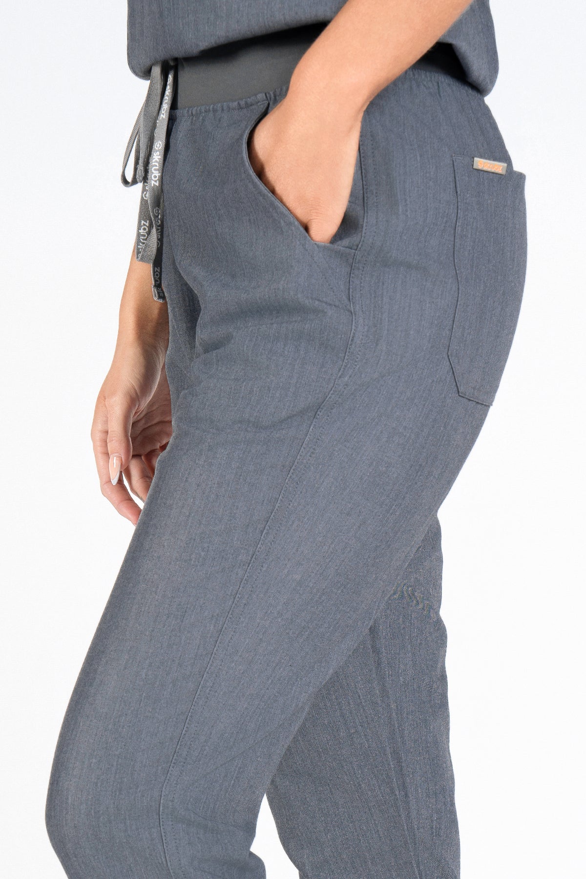 Yugen Womens Jogger Scrub pants