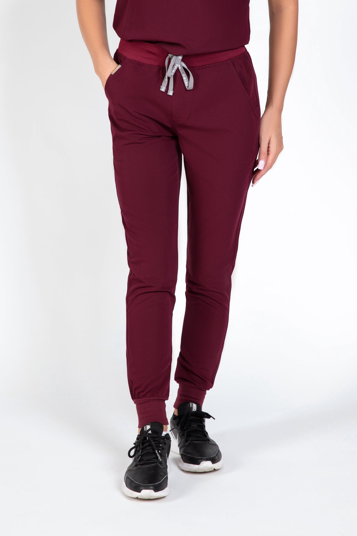 Yugen Womens Jogger Scrub pants