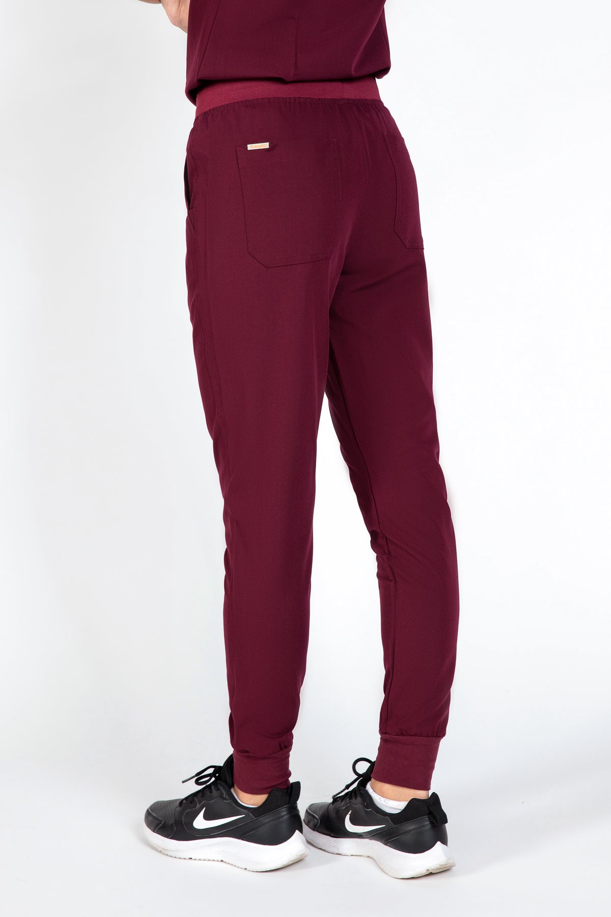 Yugen Womens Jogger Scrub pants