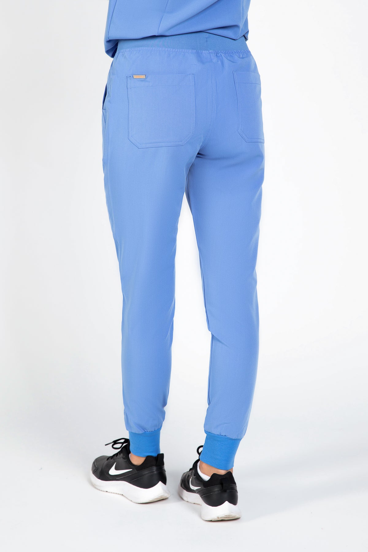 Yugen Womens Jogger Scrub pants