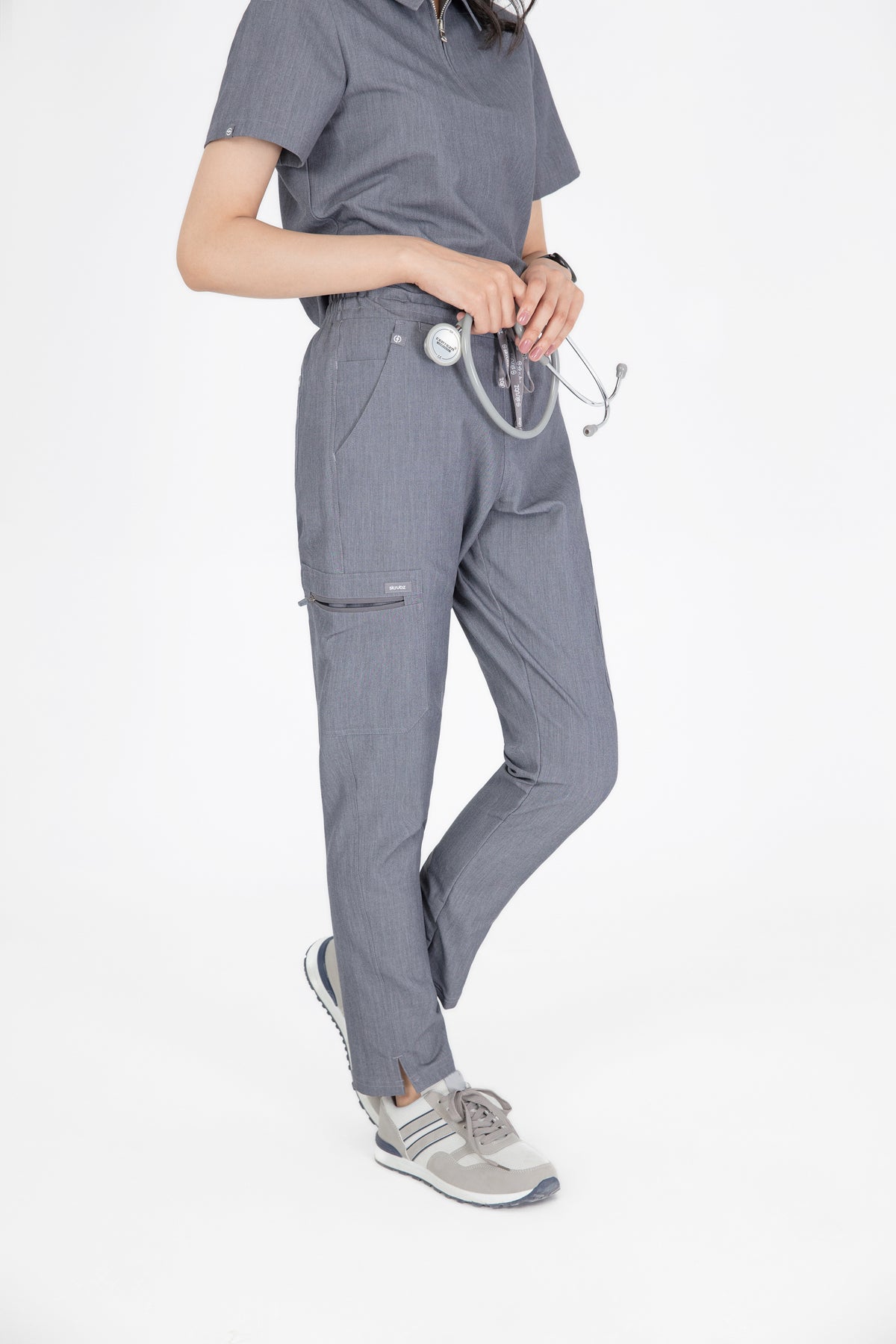 Hachi Cargo Scrub pants 9 Pockets Womens