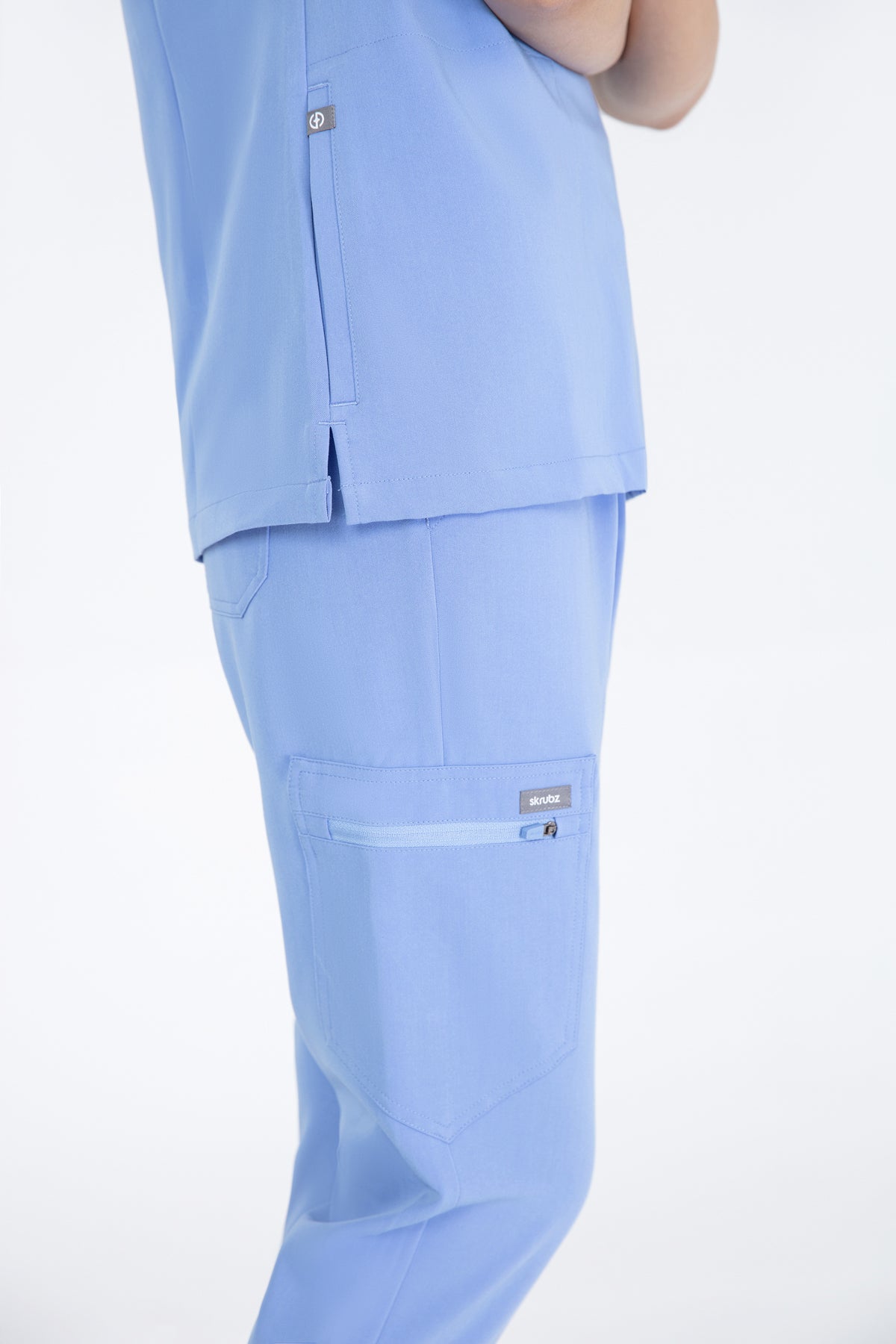 Roku 6 pocket Jogger Scrub Pants Womens