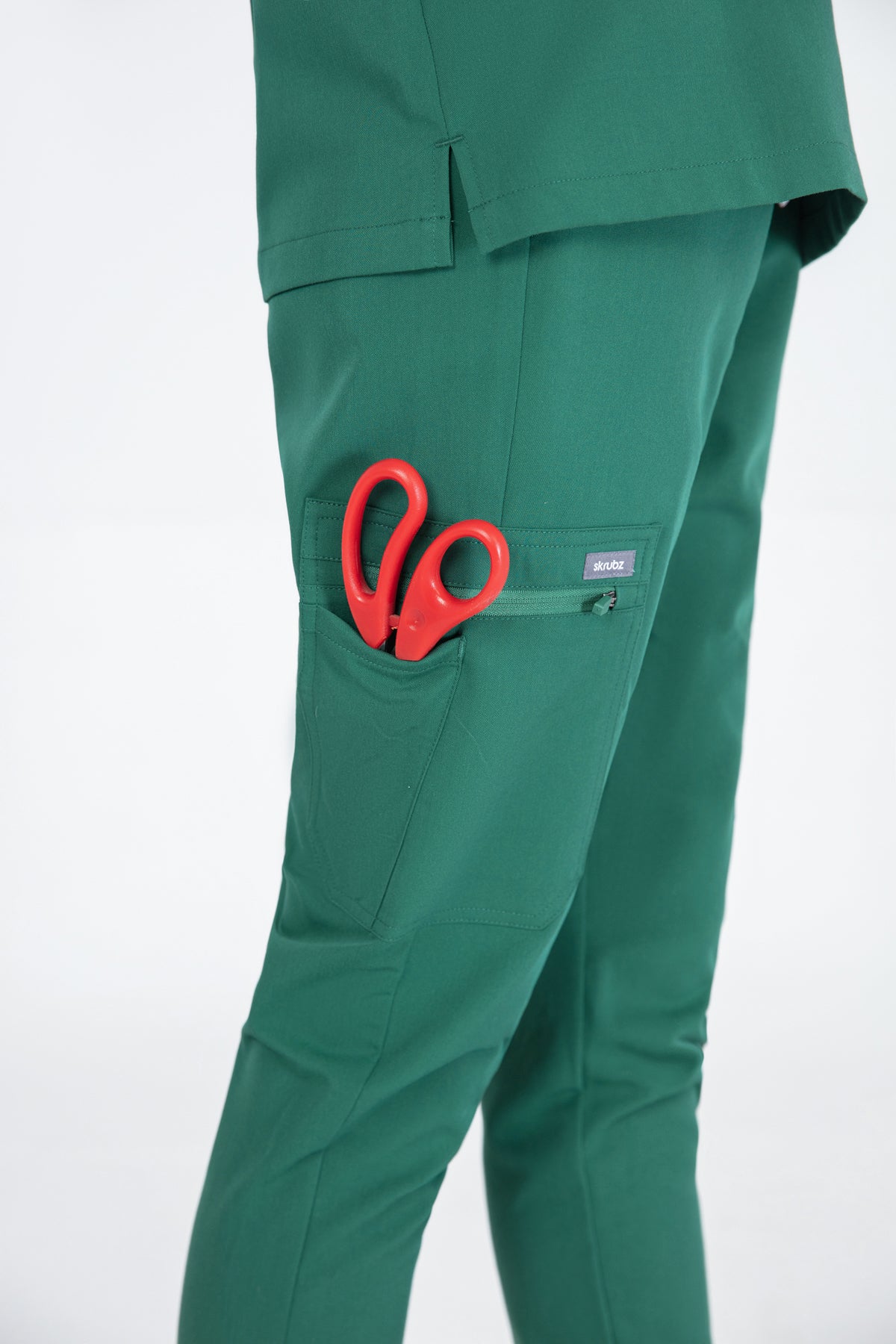 Shiro Yoga Waist 10 pocket Jogger Scrub Pants Womens