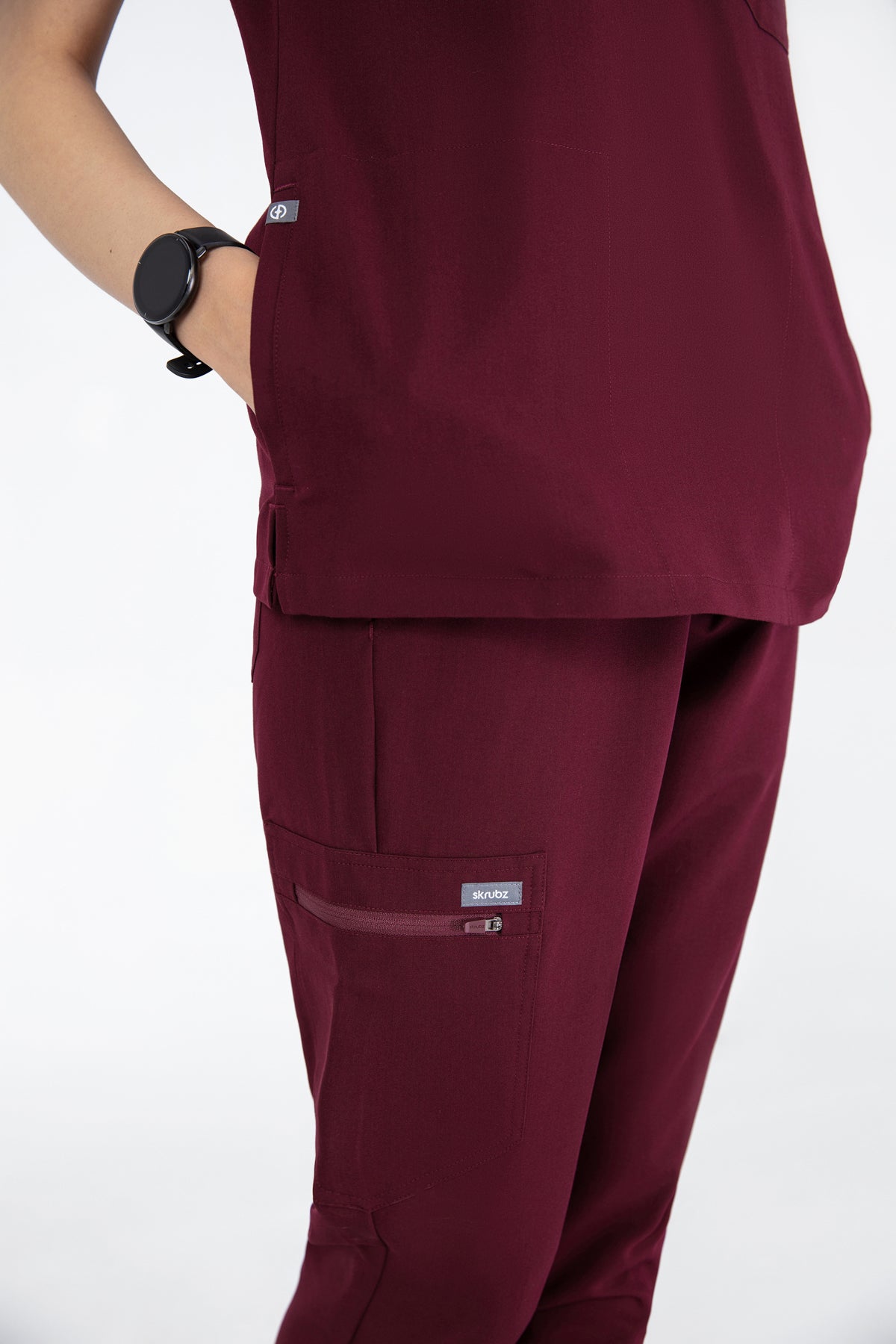 Kuro V Neck Four pockets Scrub With Invisible Side Pockets Women's