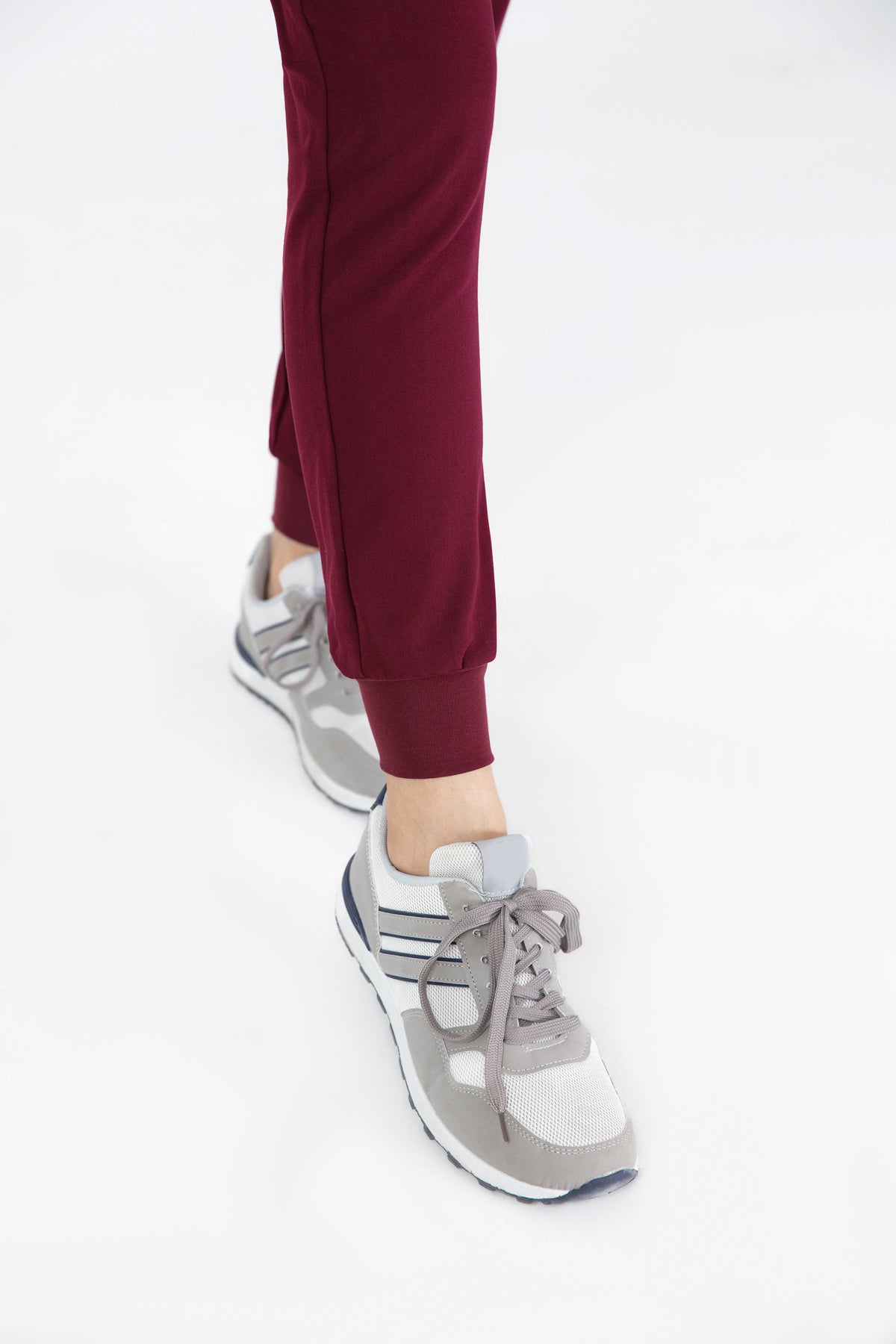 Roku 6 pocket Jogger Scrub Pants Womens