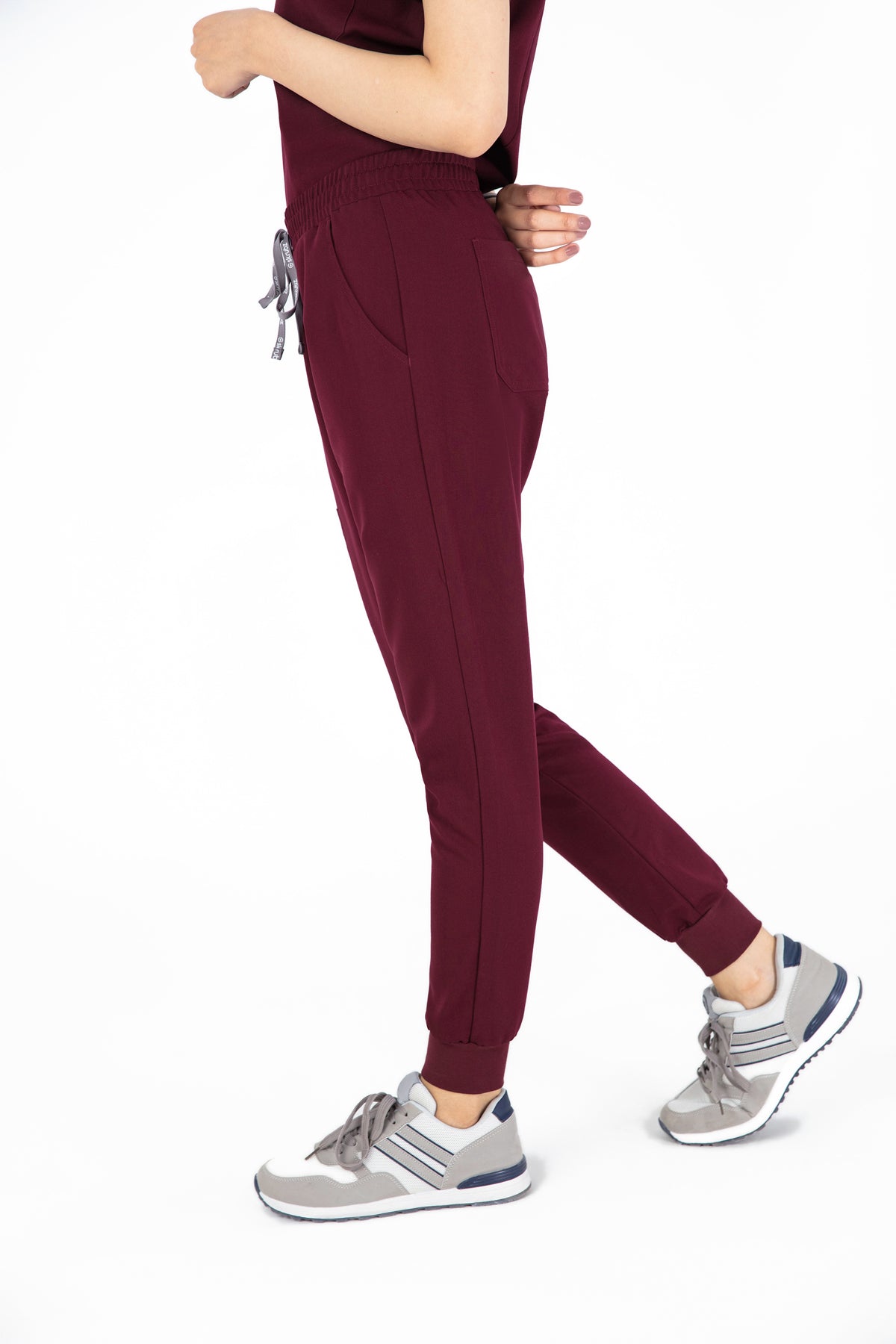 Roku 6 pocket Jogger Scrub Pants Womens
