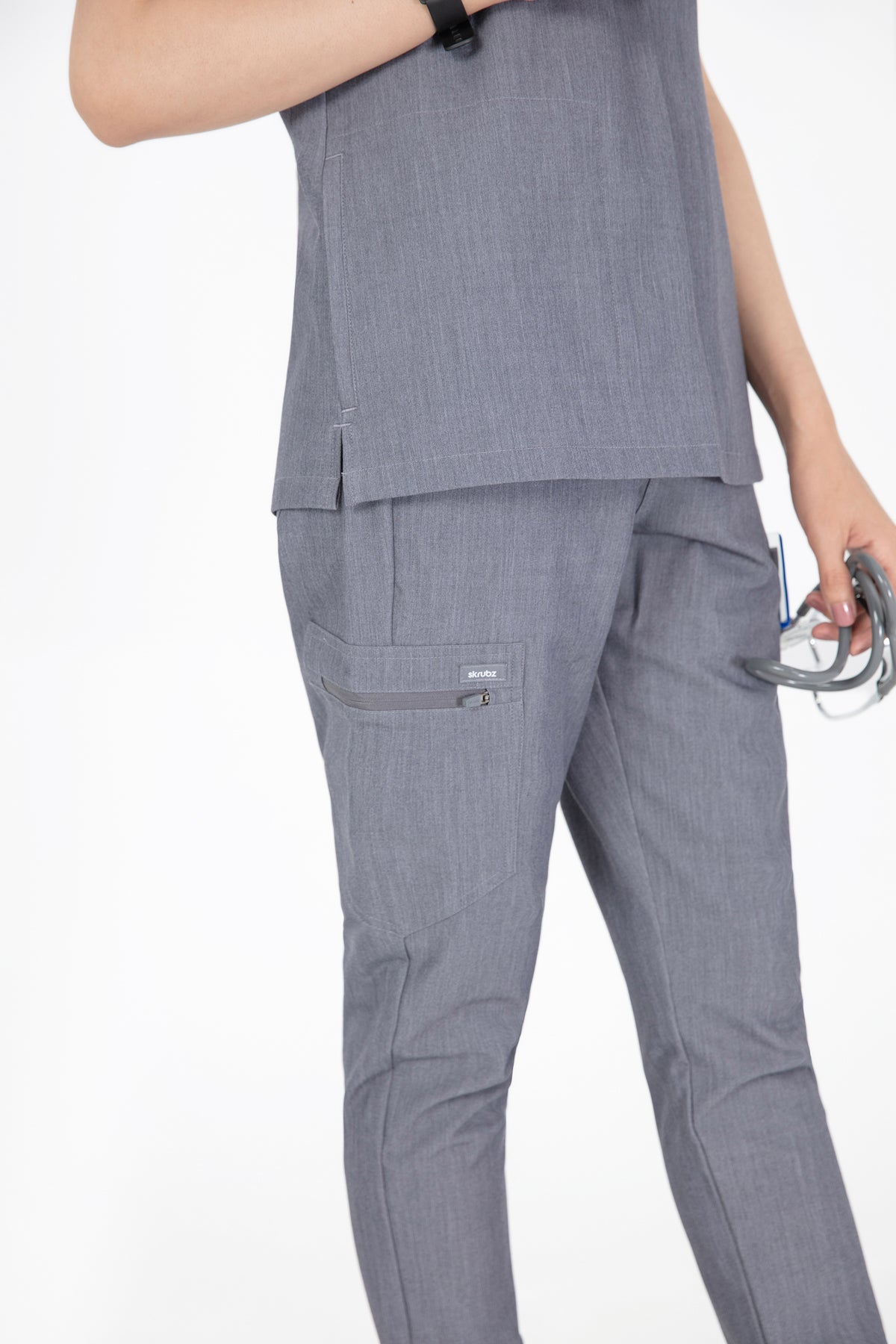 Kuro V Neck Four pockets Scrub With Invisible Side Pockets Women's