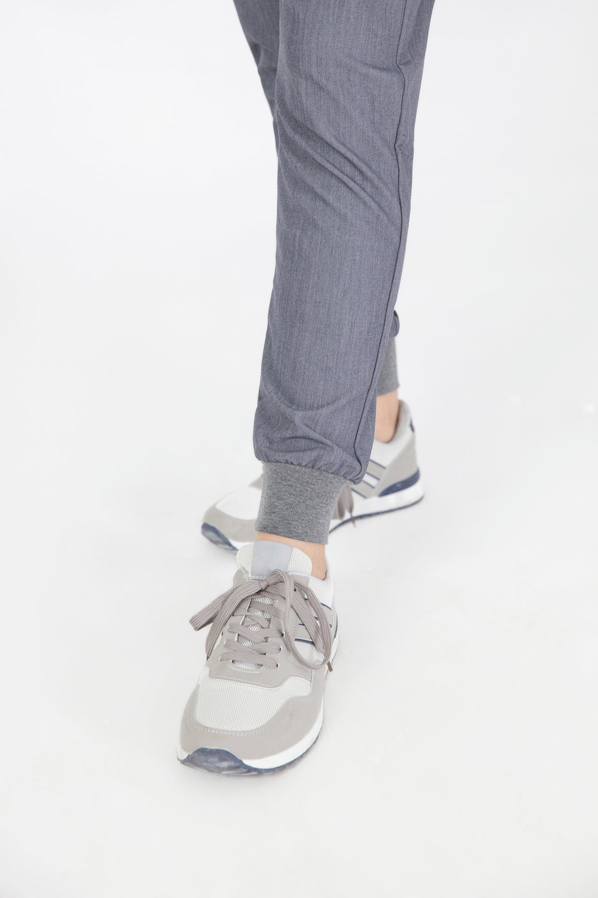 Roku 6 pocket Jogger Scrub Pants Womens