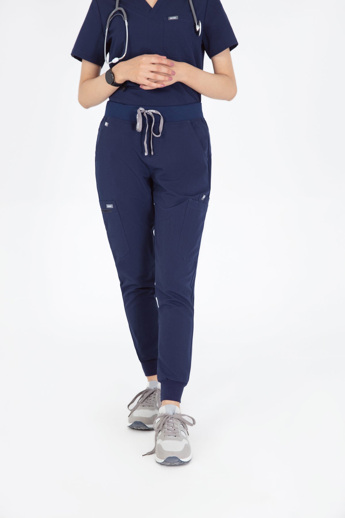 Navy / M