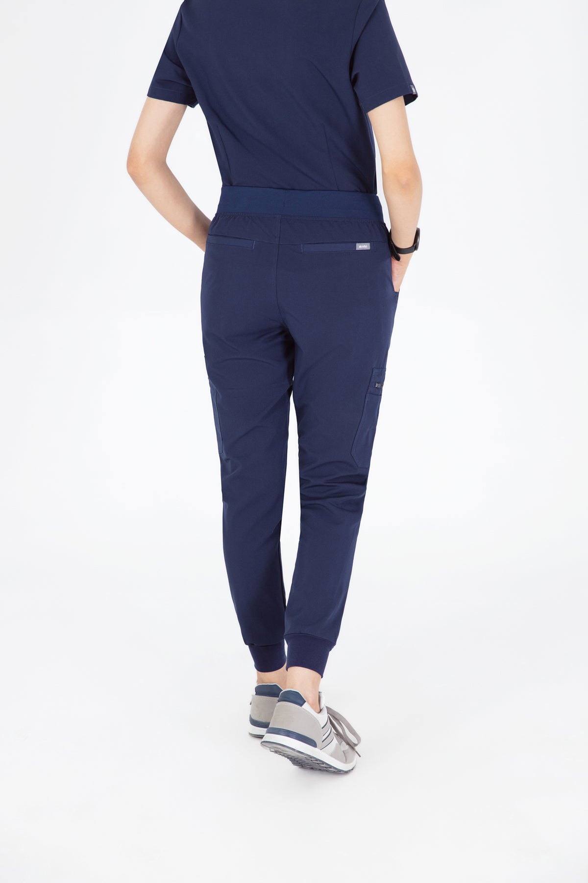 Shiro Yoga Waist 10 pocket Jogger Scrub Pants Womens