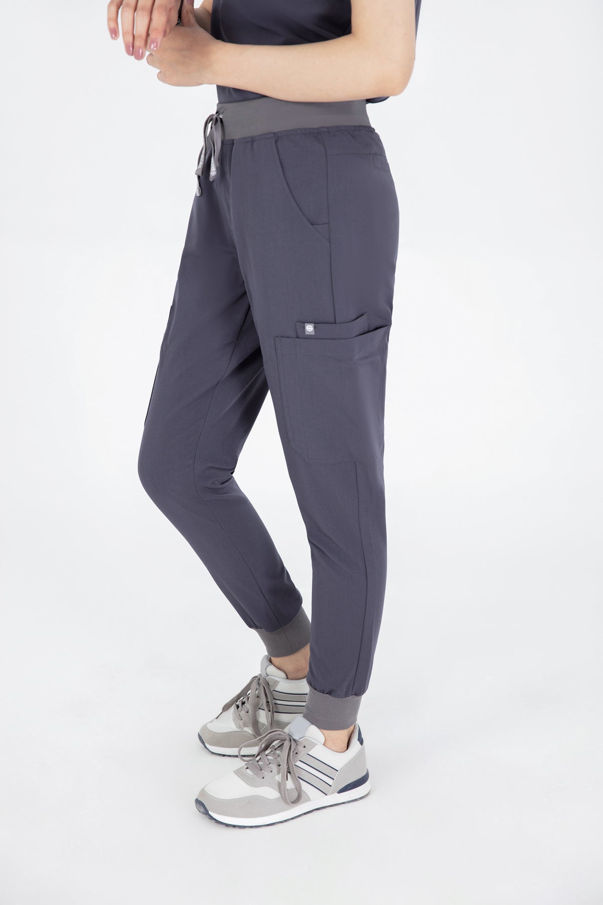 Shiro Yoga Waist 10 pocket Jogger Scrub Pants Womens