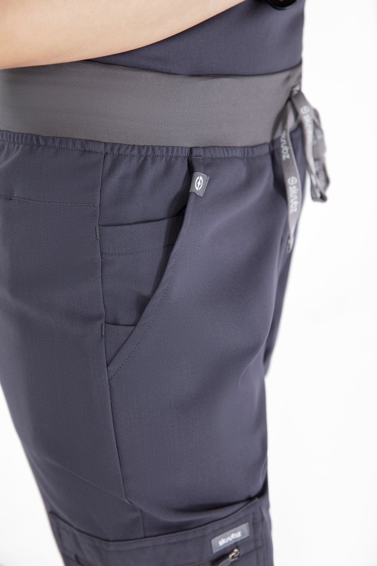 Shiro Yoga Waist 10 pocket Jogger Scrub Pants Womens