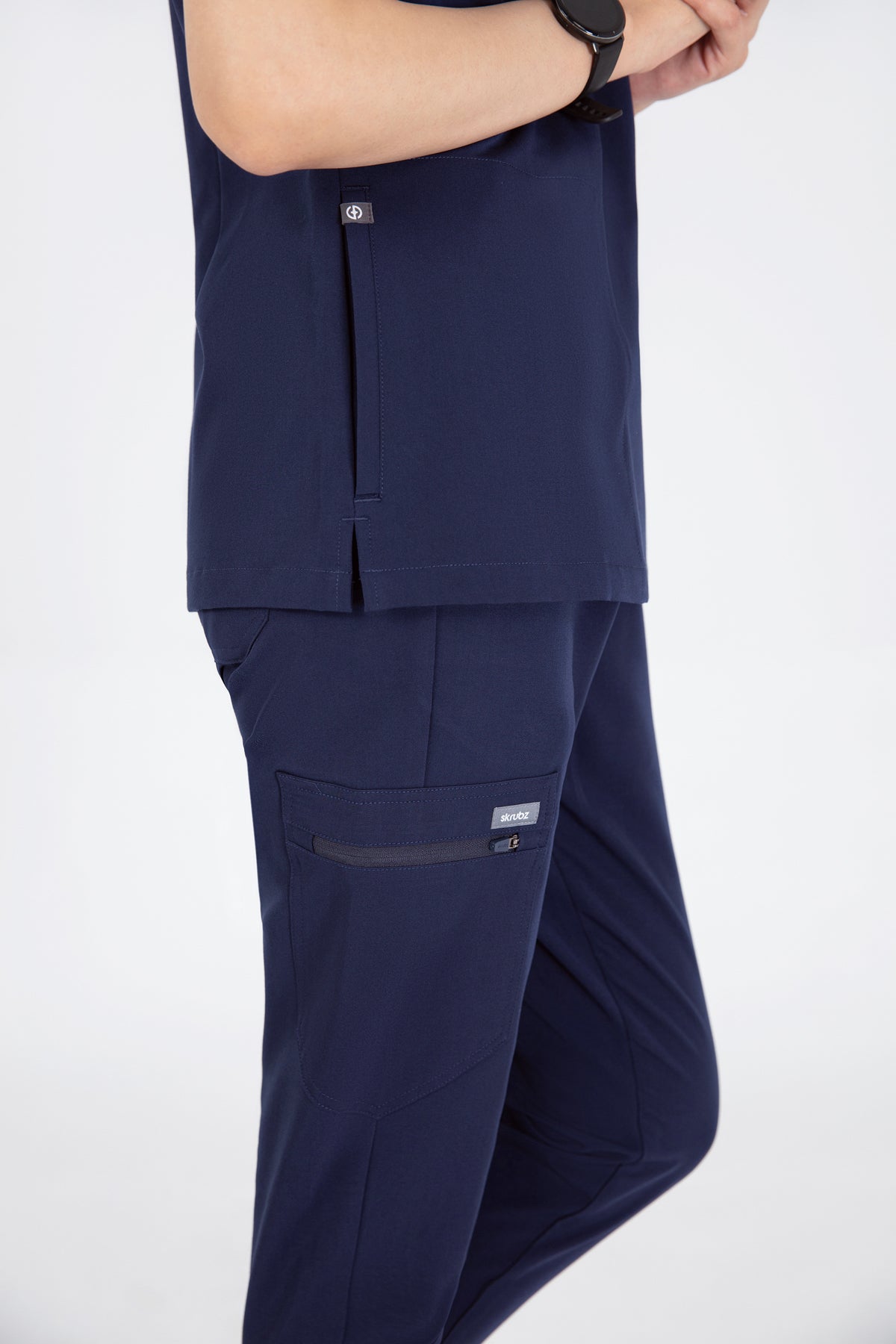 Roku 6 pocket Jogger Scrub Pants Womens