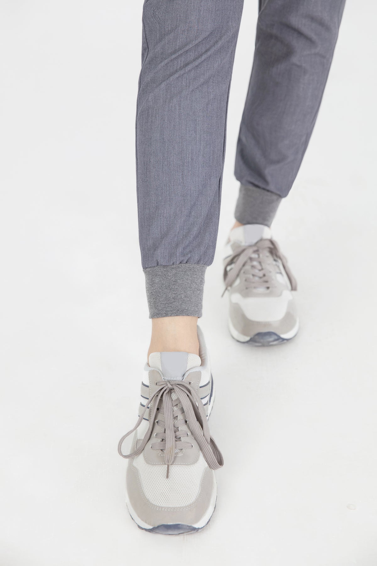 Shiro Yoga Waist 10 pocket Jogger Scrub Pants Womens