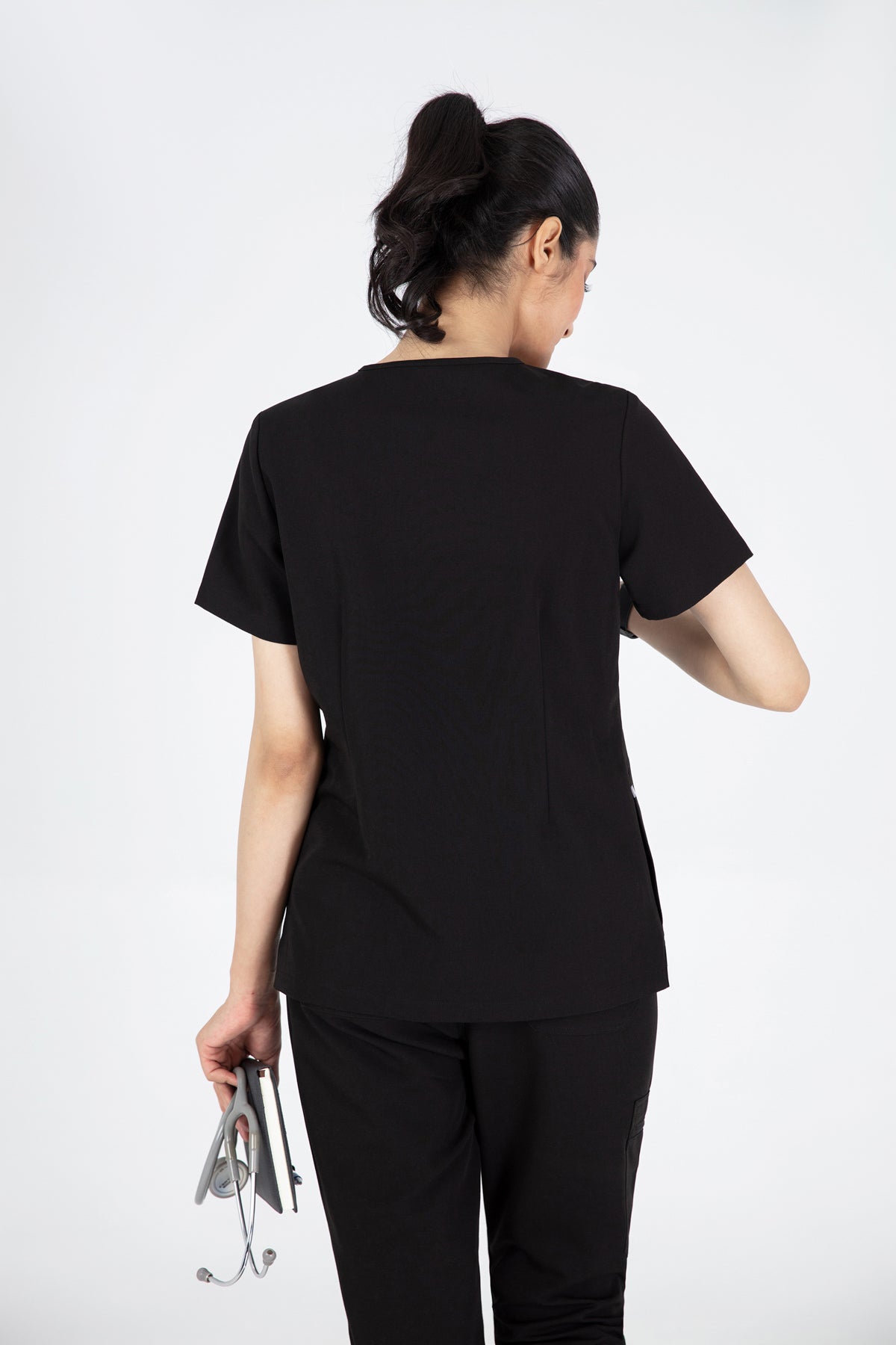 Kuro V Neck Four pockets Scrub With Invisible Side Pockets Women's