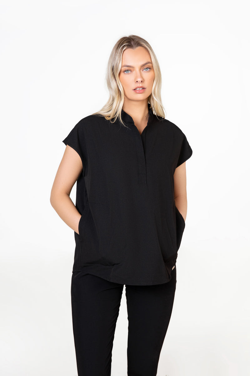 Black / M
