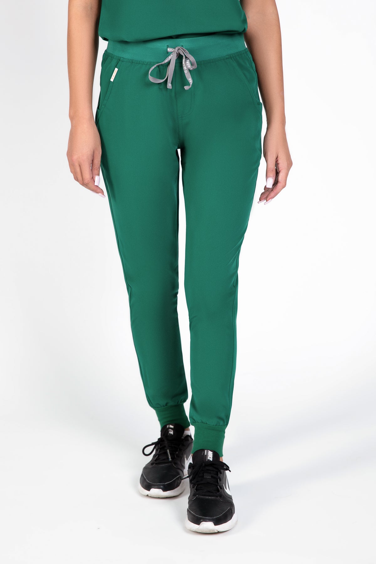 Yugen Womens Jogger Scrub pants