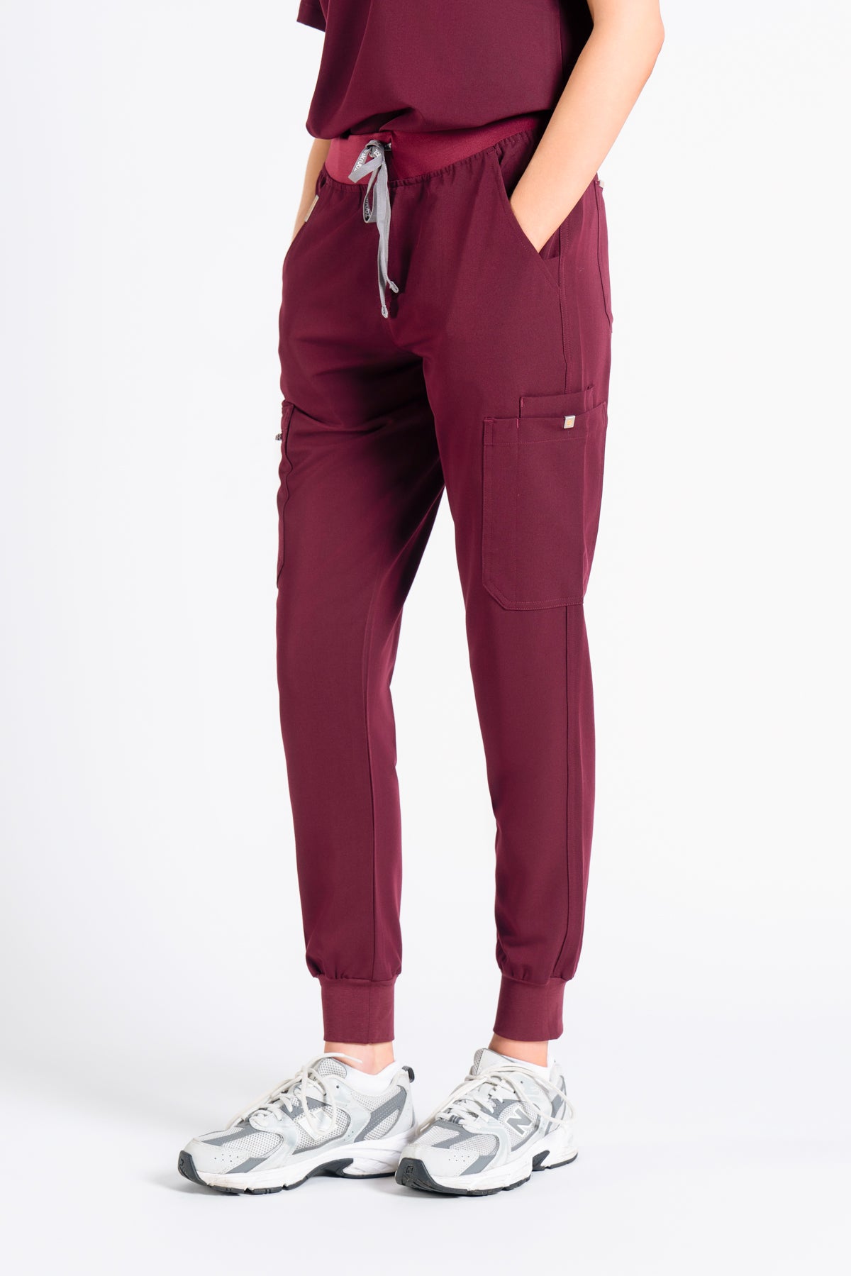 Akari 10 Pocket Jogger Scrub Pants Womens