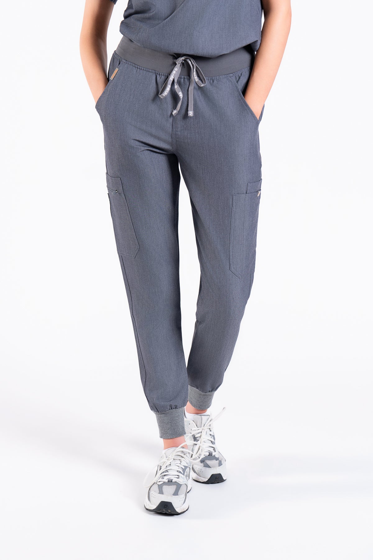 Akari 10 Pocket Jogger Scrub Pants Womens