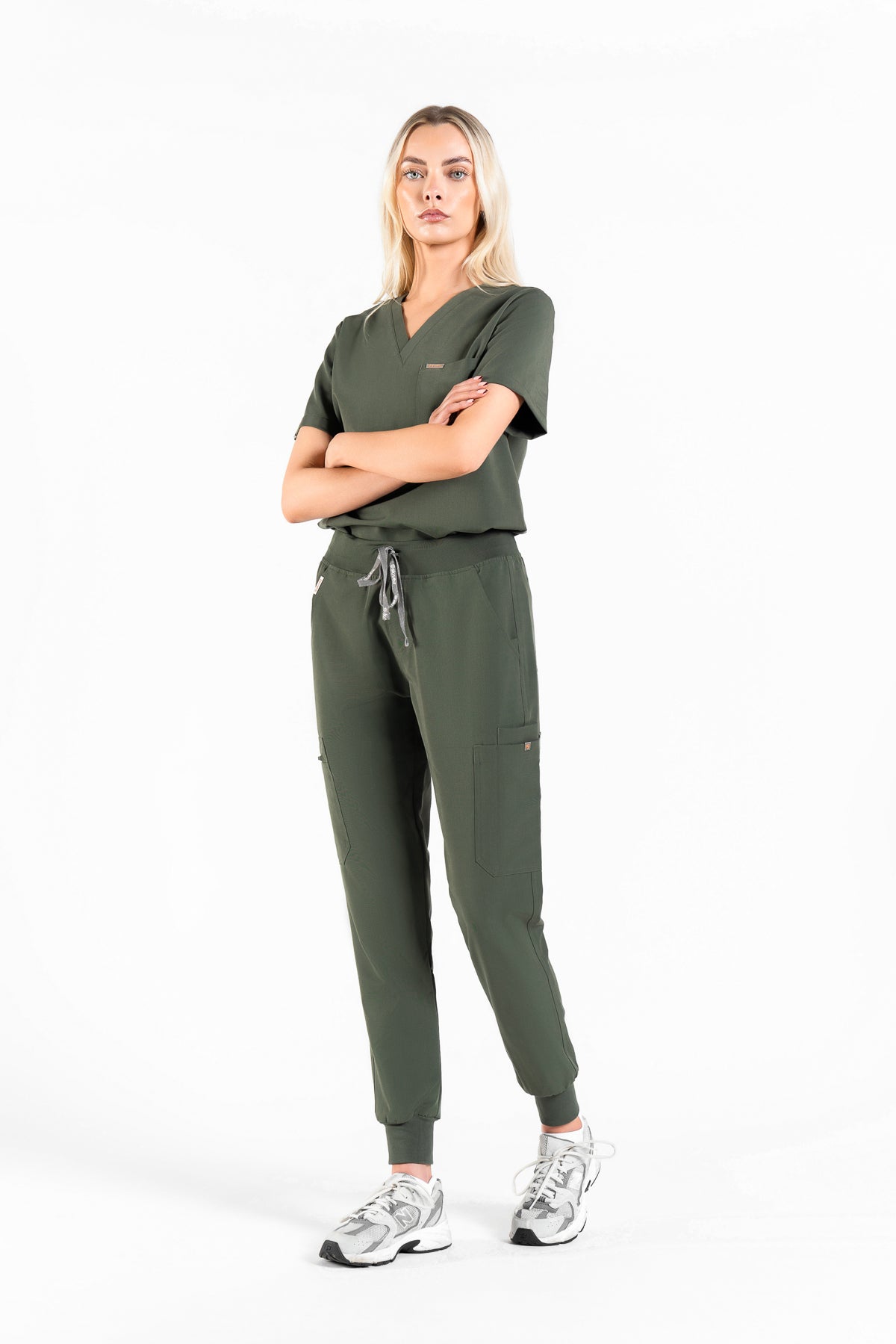 Akari 10 Pocket Jogger Scrub Pants Womens