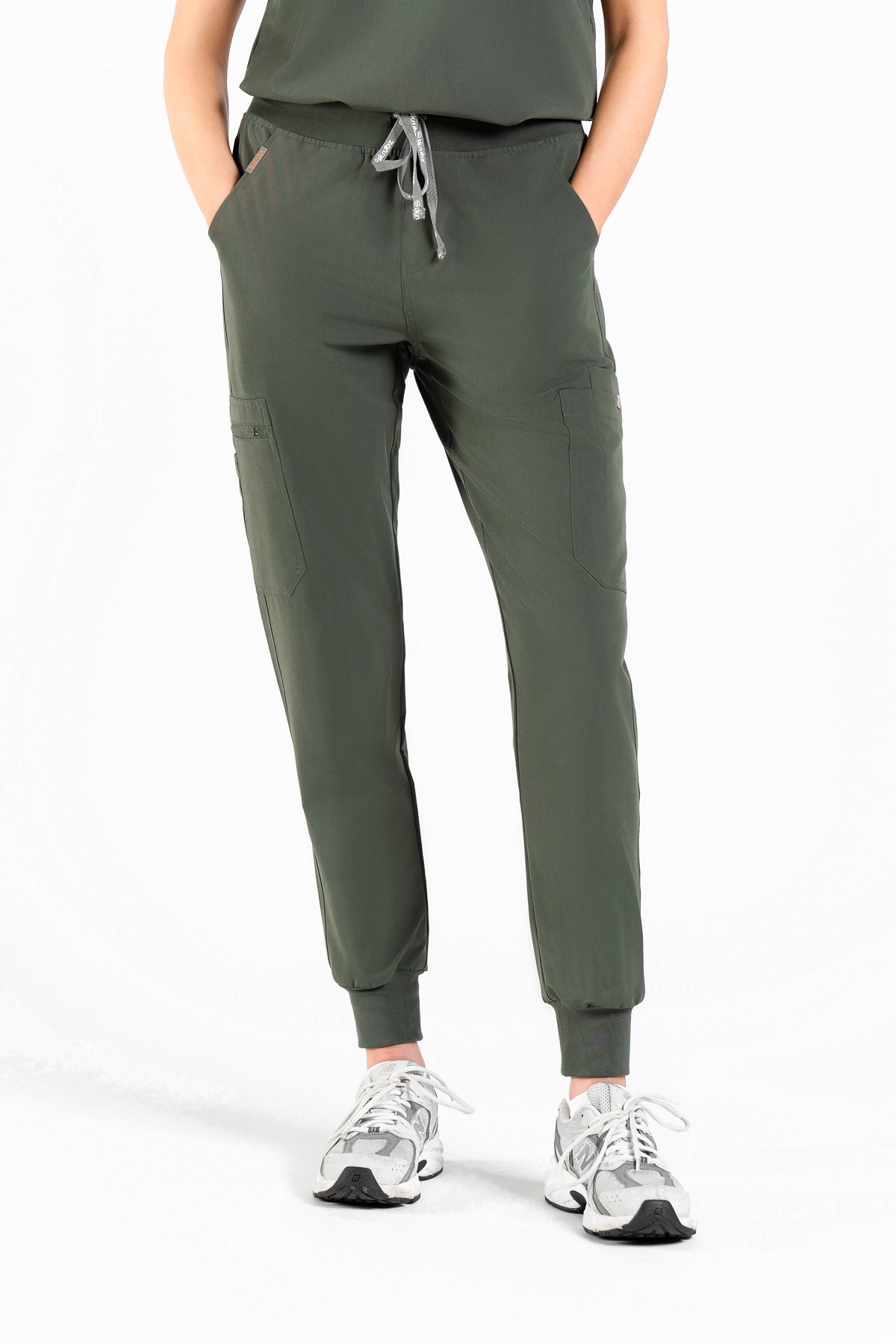 Akari 10 Pocket Jogger Scrub Pants Womens