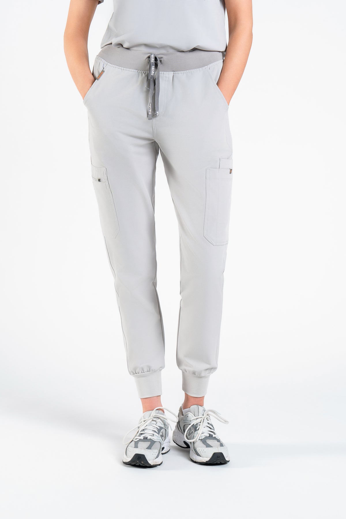 Akari 10 Pocket Jogger Scrub Pants Womens