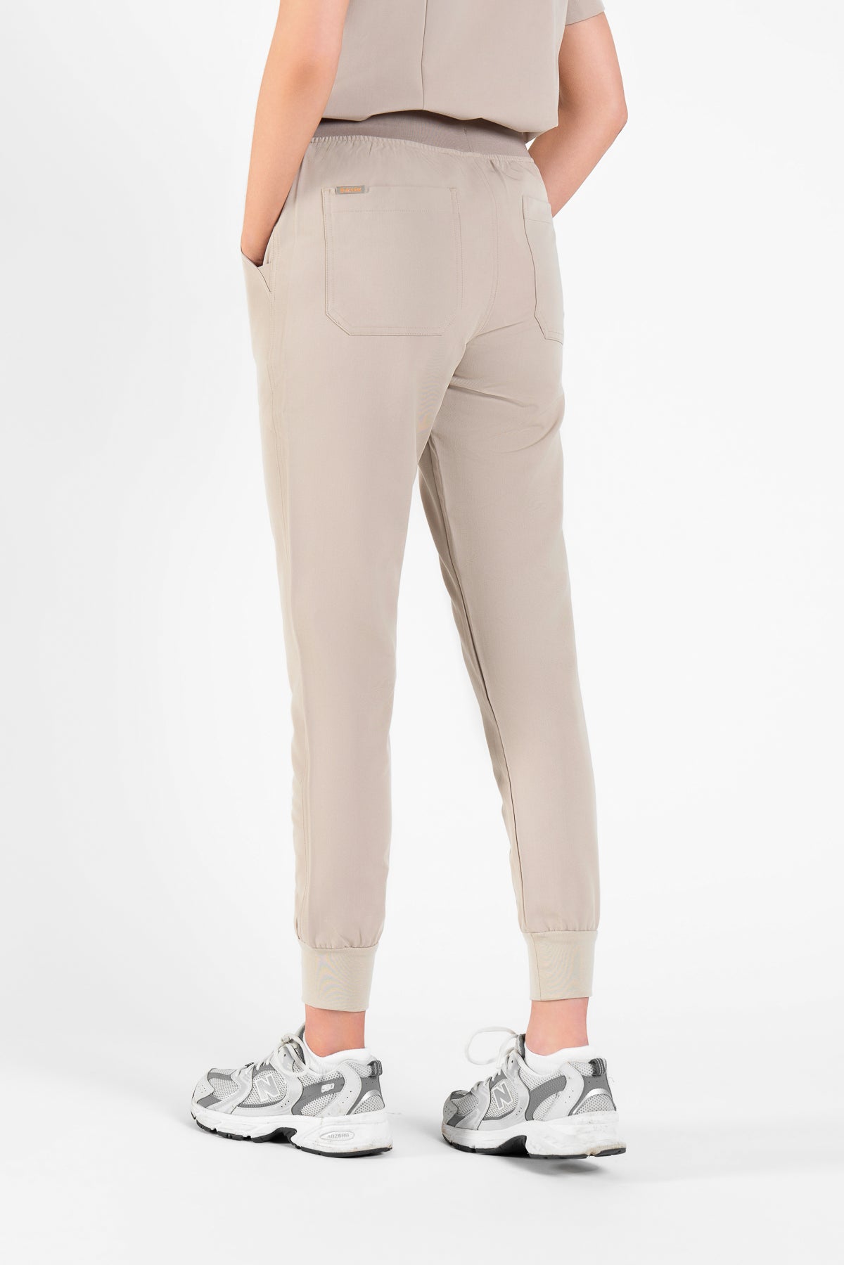 Yugen Womens Jogger Scrub pants