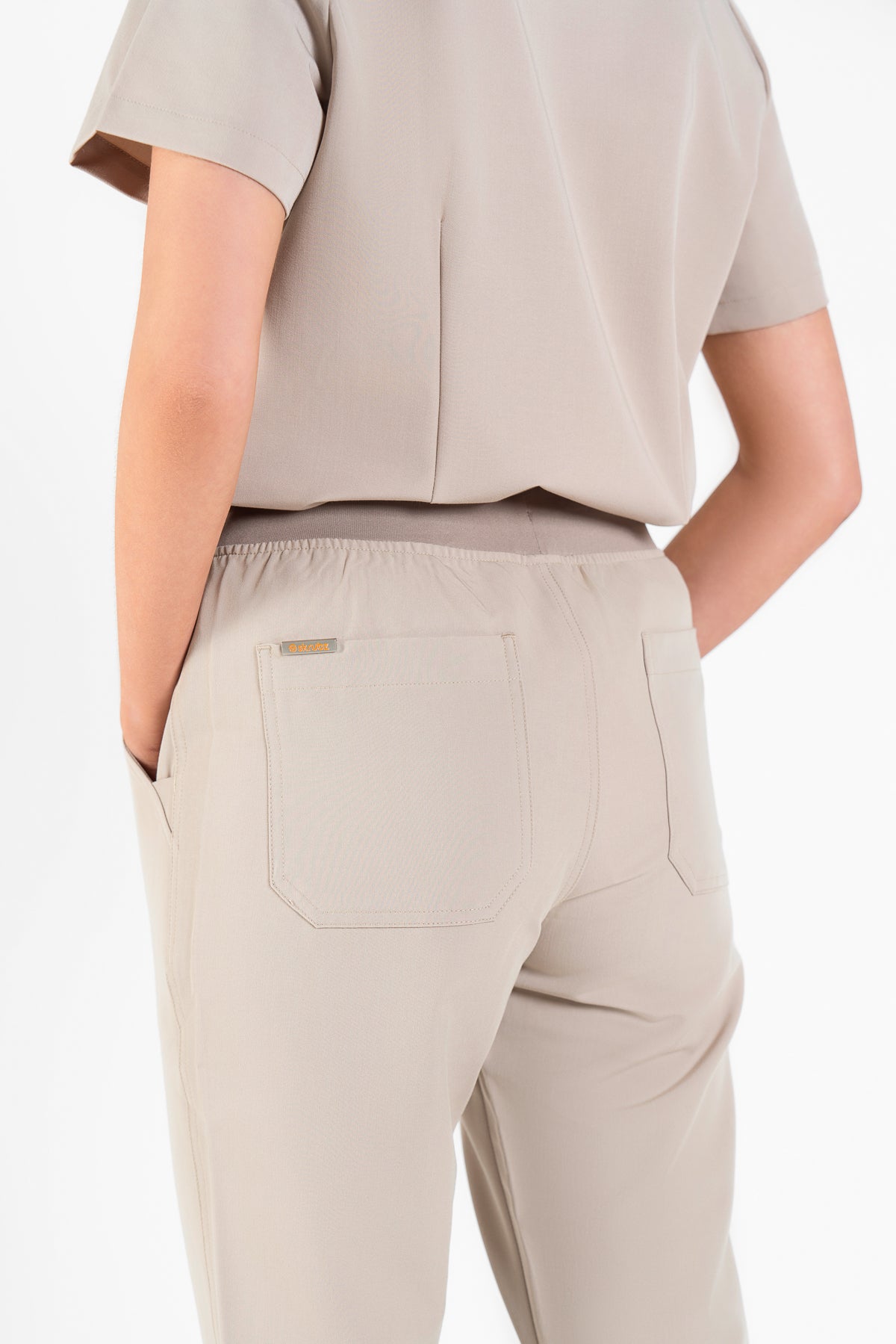 Yugen Womens Jogger Scrub pants