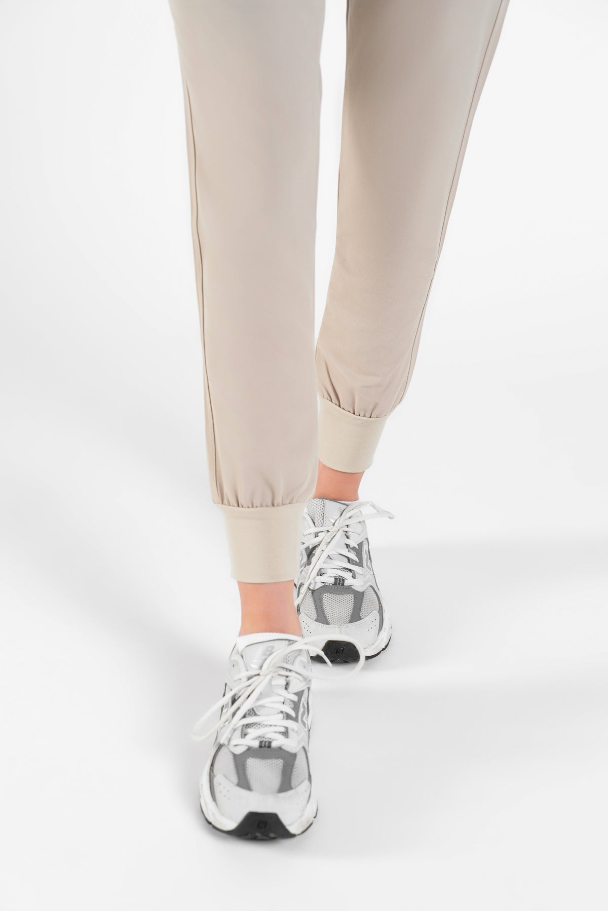 Yugen Womens Jogger Scrub pants