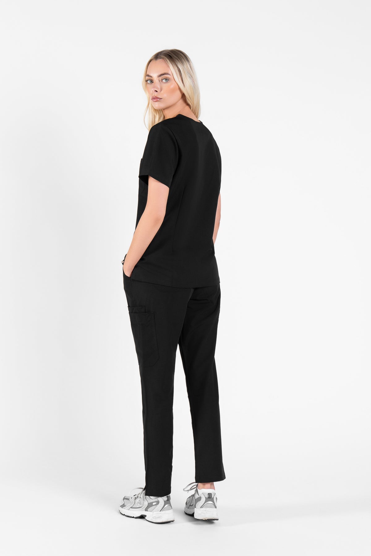 Kaizen V Neck One Pocket Scrub Top Womens