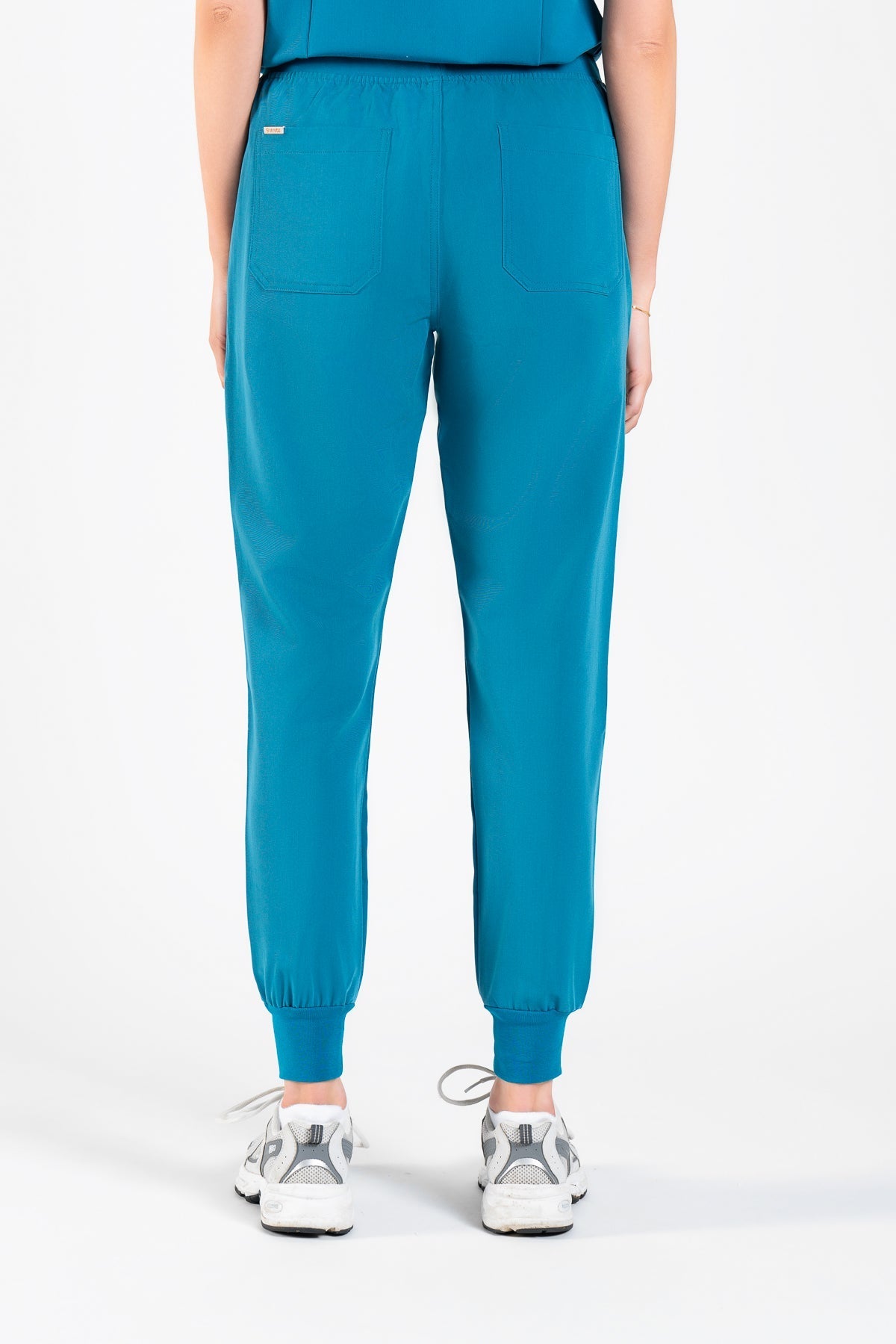 Yugen Womens Jogger Scrub pants