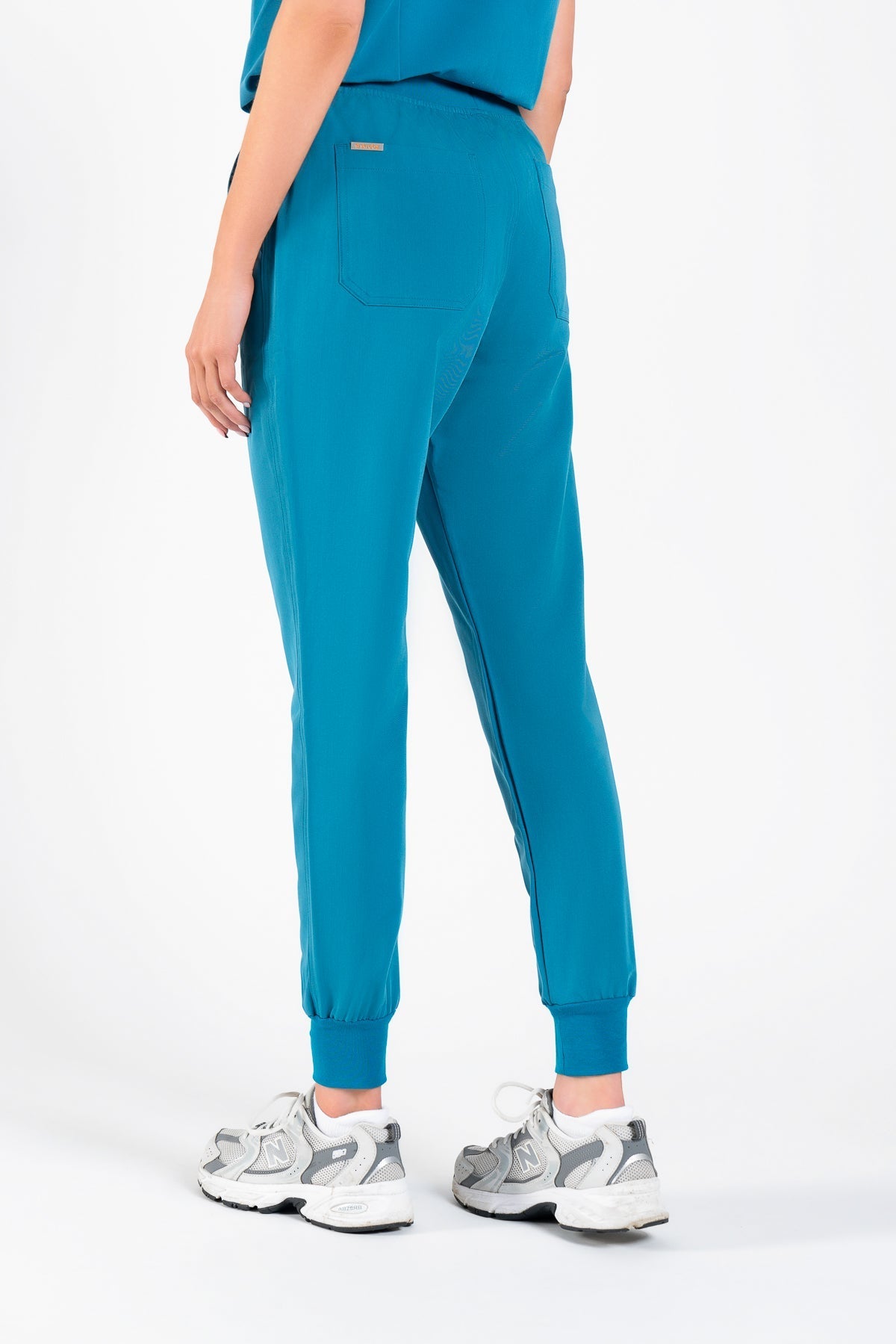 Yugen Womens Jogger Scrub pants