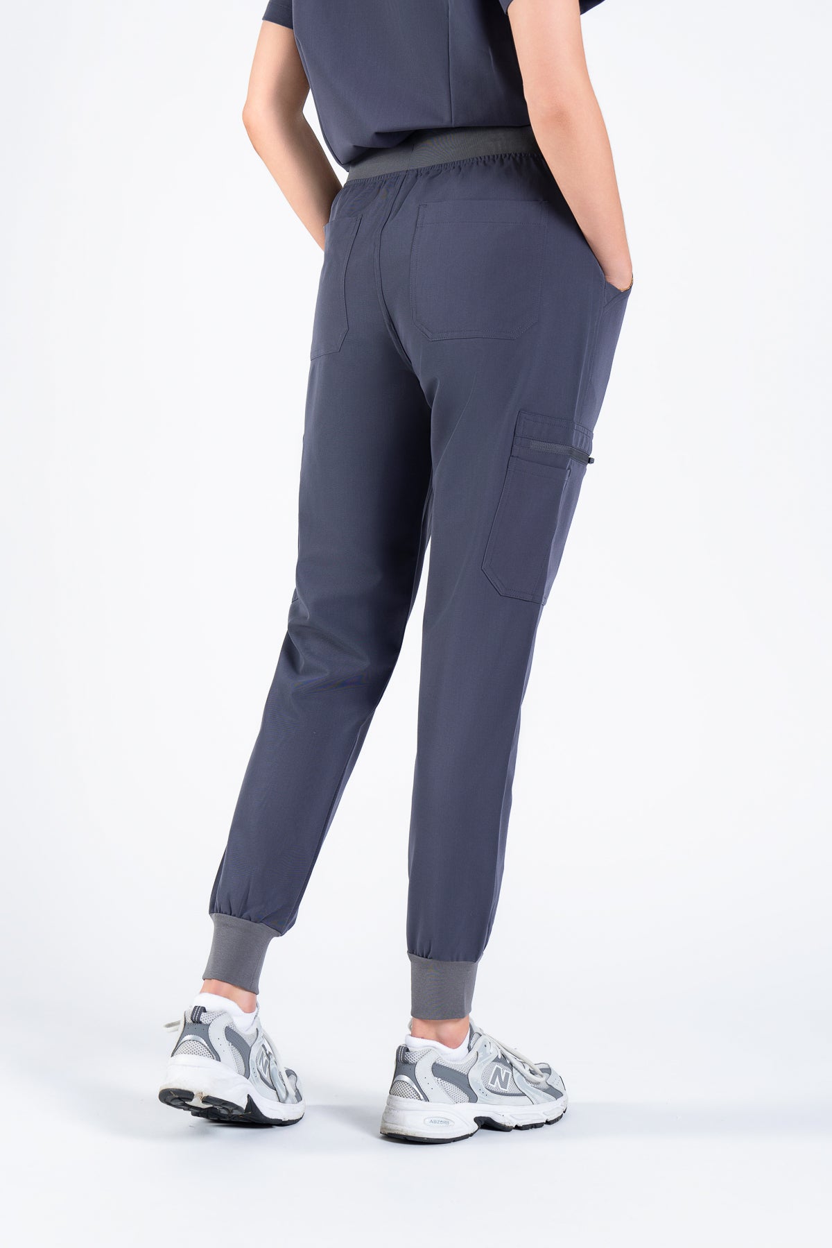 Akari 10 Pocket Jogger Scrub Pants Womens