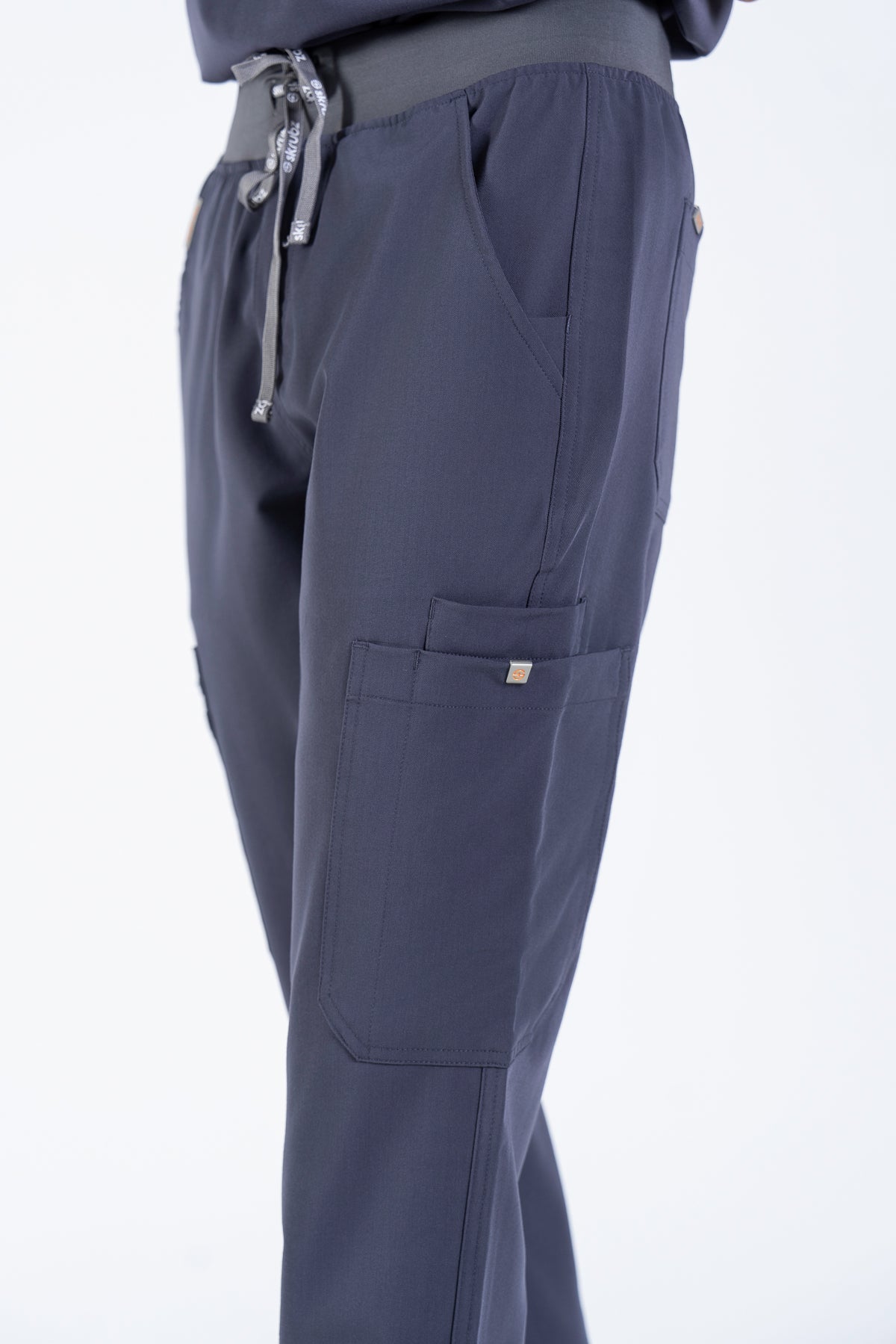 Akari 10 Pocket Jogger Scrub Pants Womens