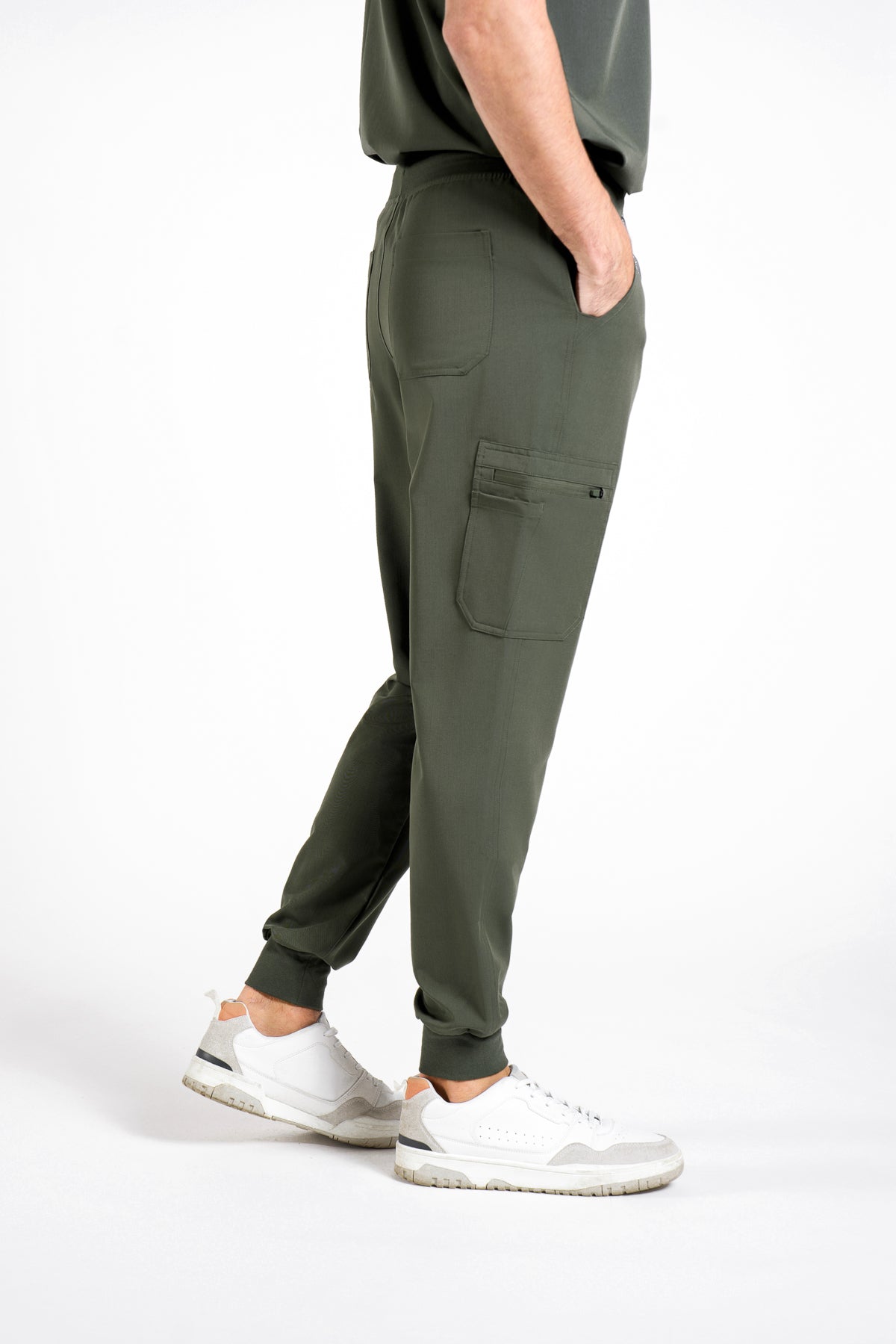Akari 10 Pocket Jogger Scrub Pants Mens