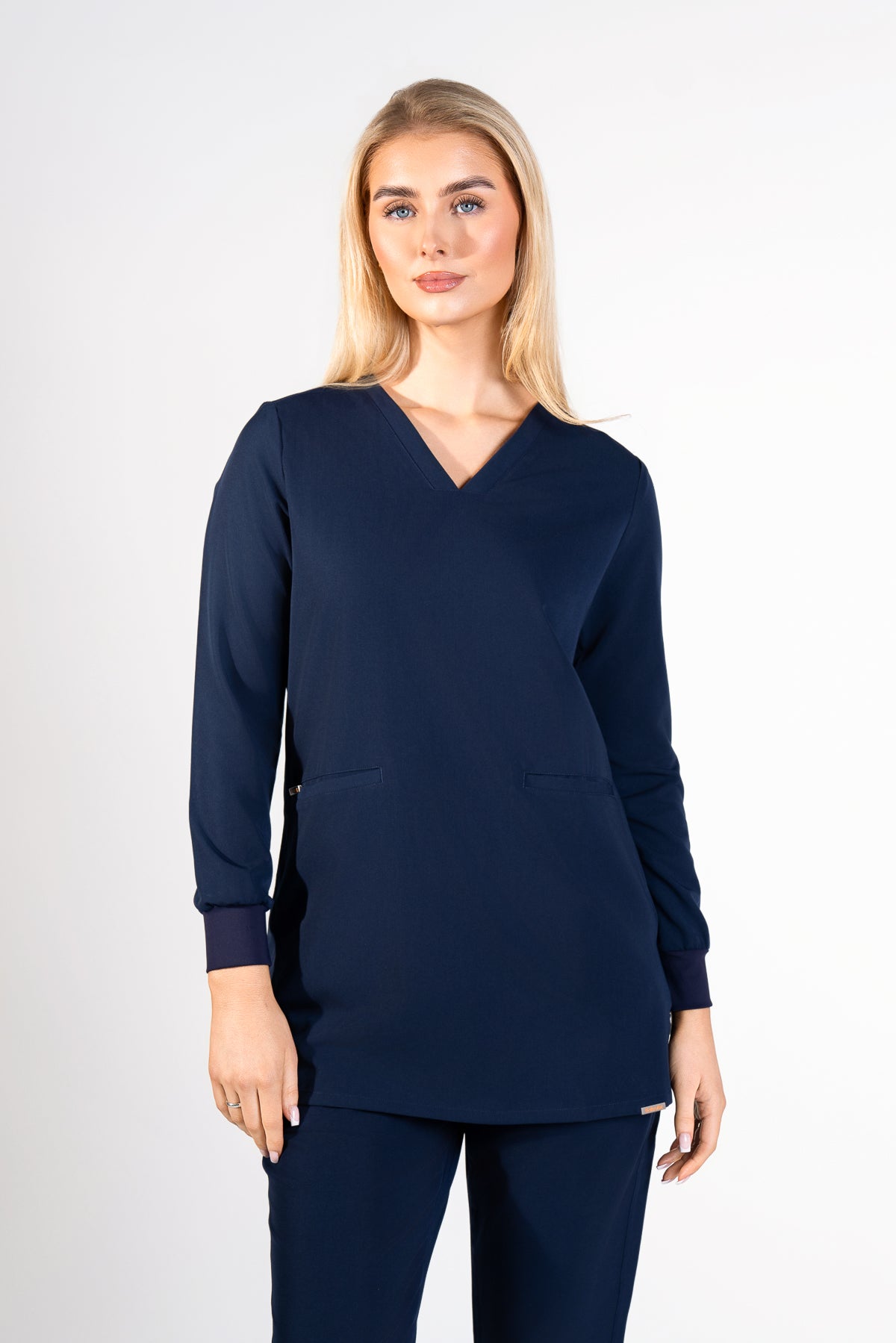 Navy / M