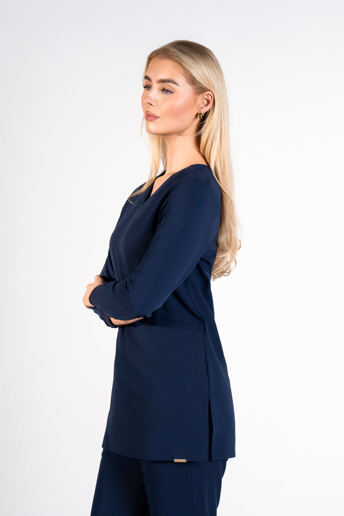 Cosa Women's Long Sleeves V Neck Top