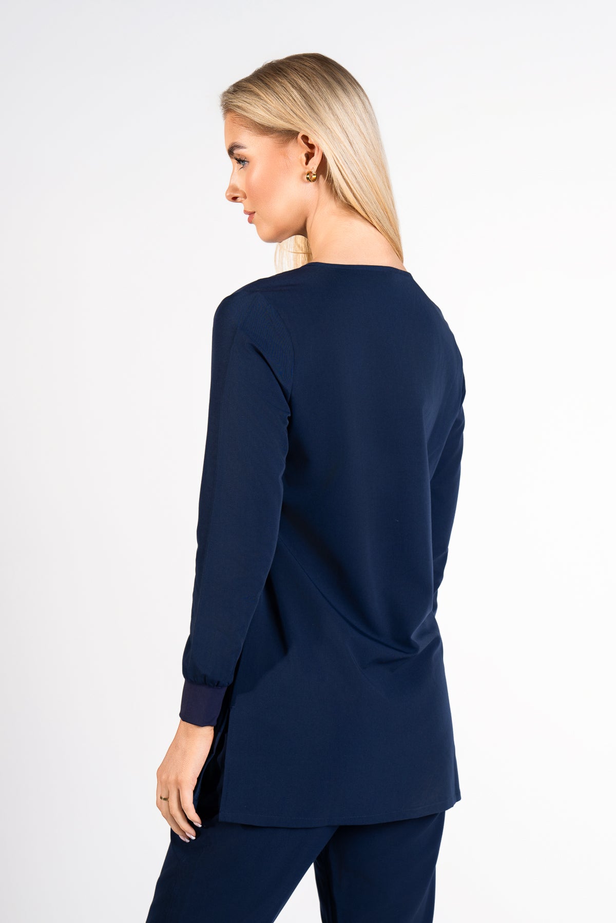 Cosa Women's Long Sleeves V Neck Top