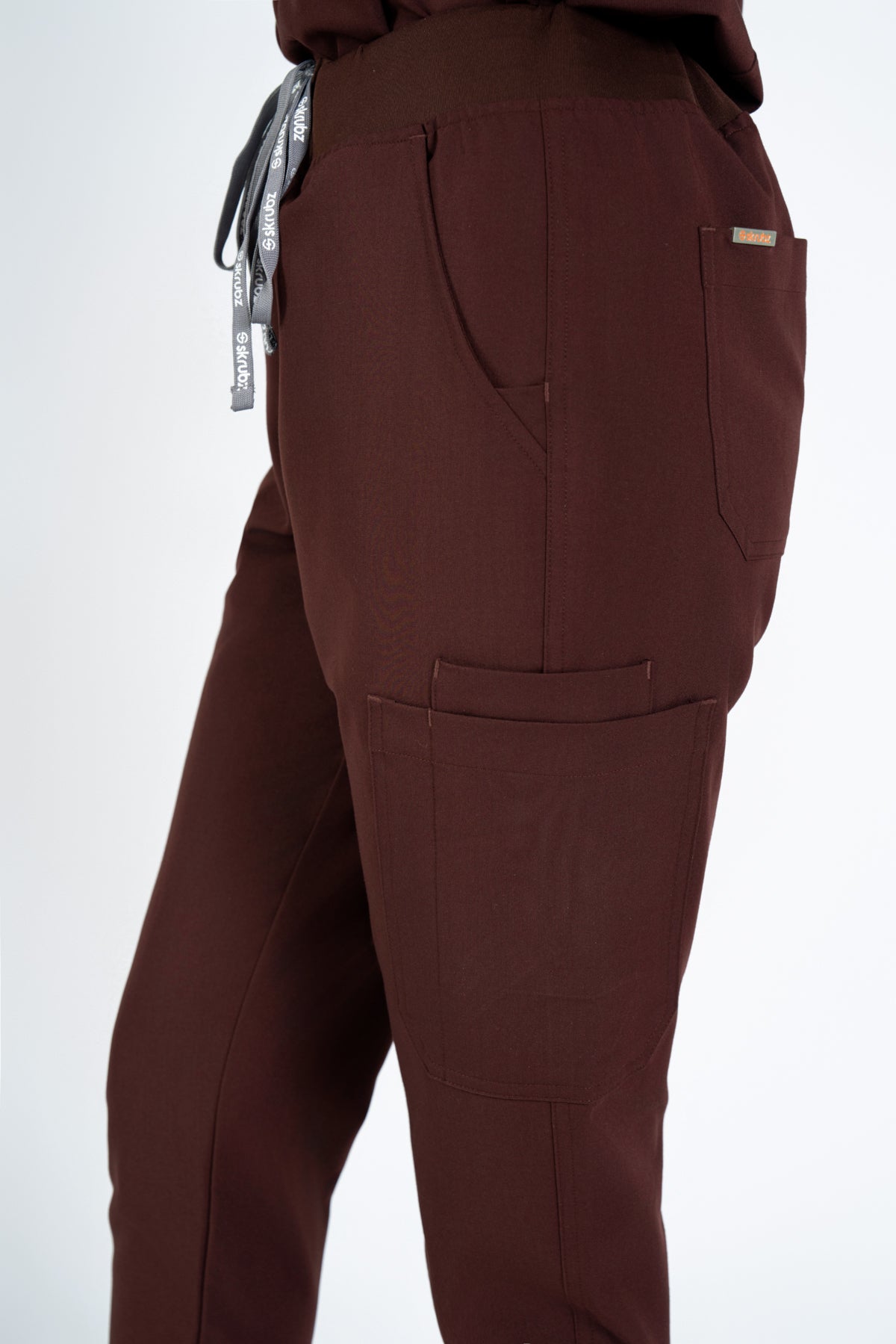 Akari 10 Pocket Jogger Scrub Pants Womens