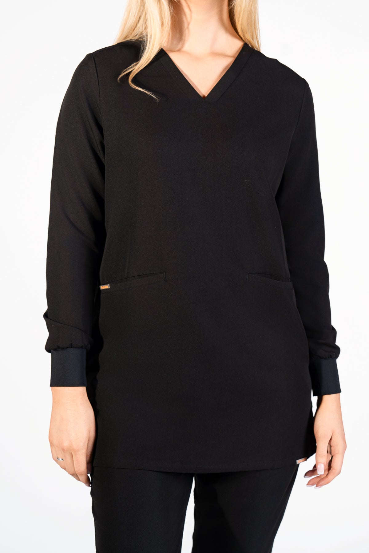 Cosa Women's Long Sleeves V Neck Top