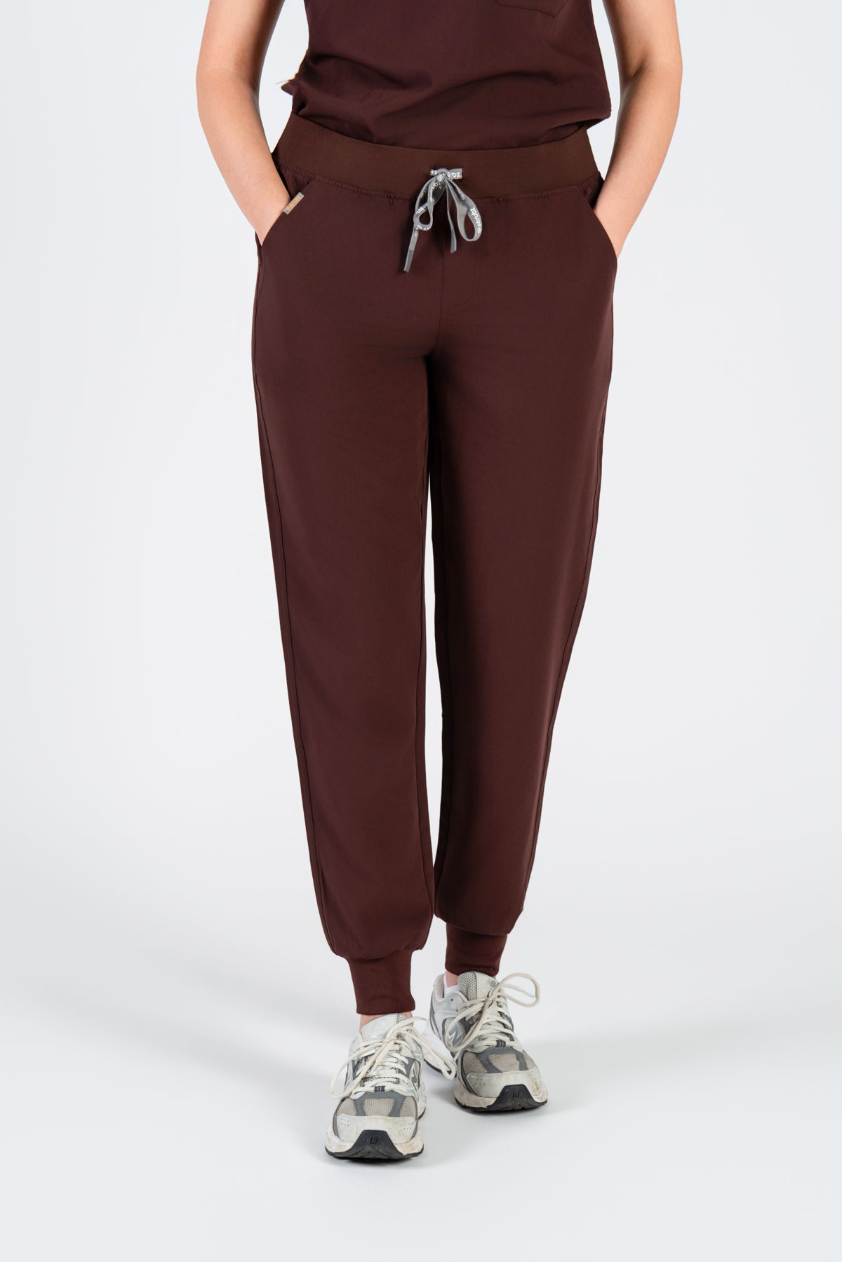 Yugen Womens Jogger Scrub pants