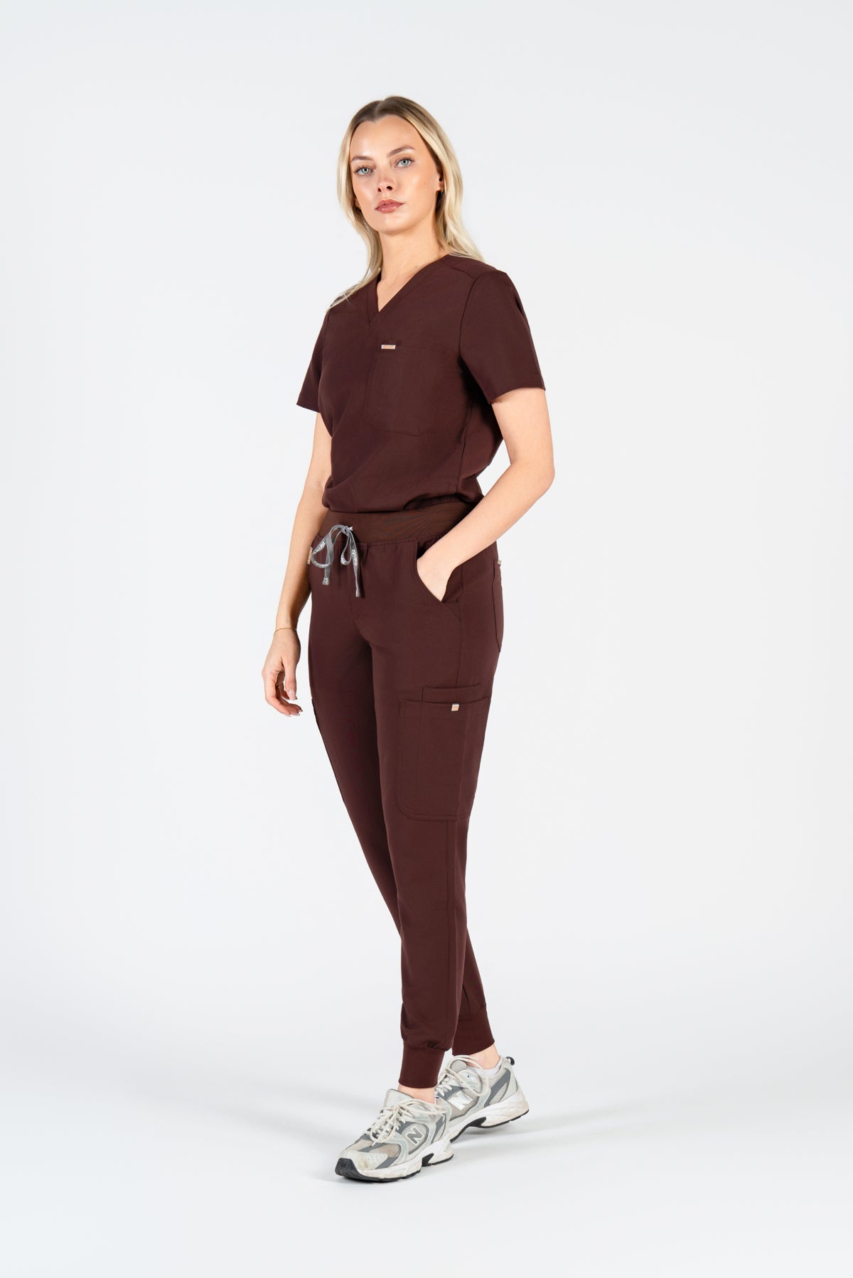 Akari 10 Pocket Jogger Scrub Pants Womens