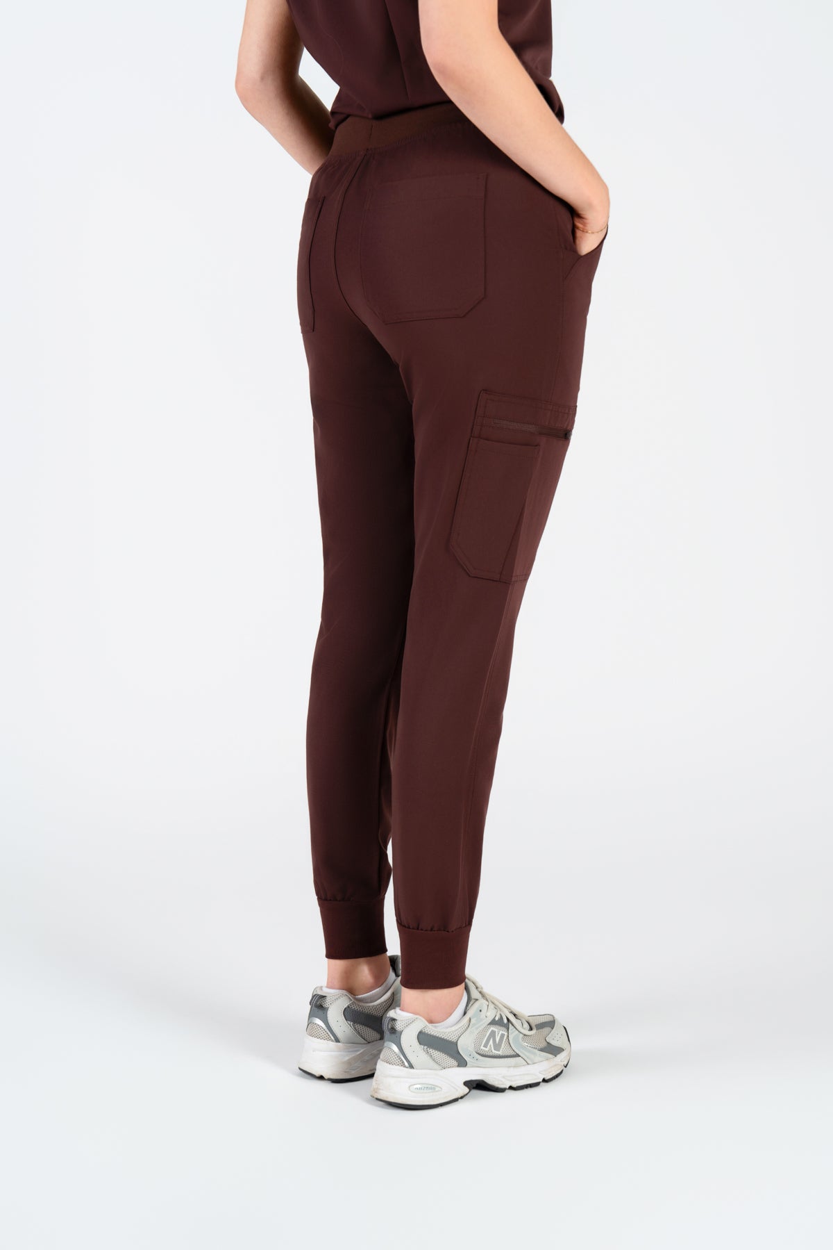 Akari 10 Pocket Jogger Scrub Pants Womens