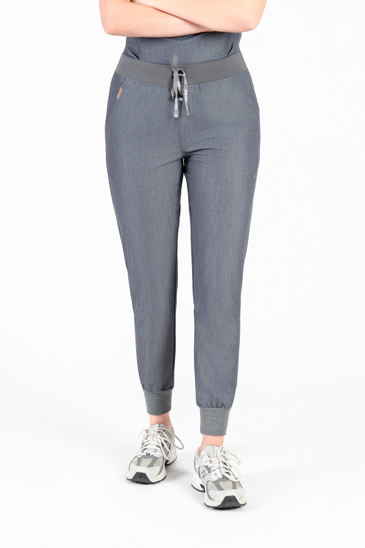 Yugen Womens Jogger Scrub pants