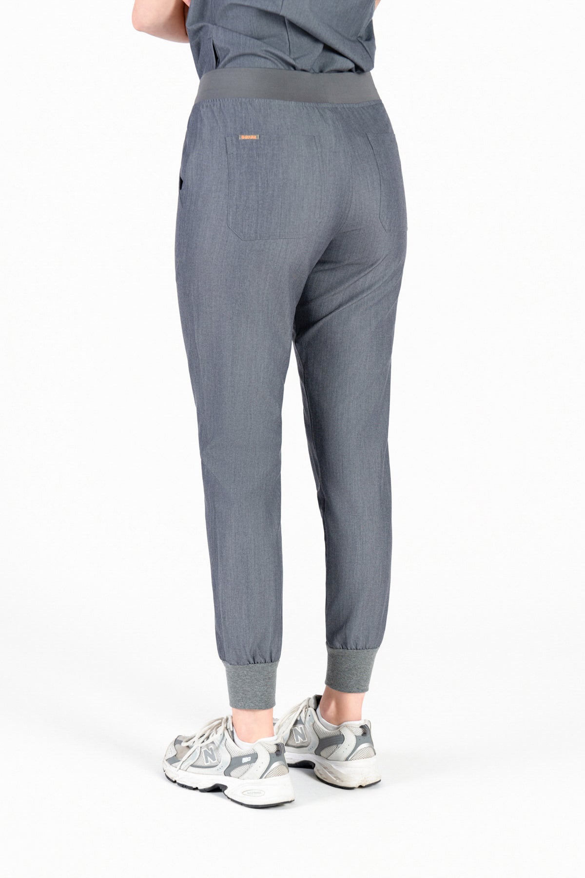 Yugen Womens Jogger Scrub pants